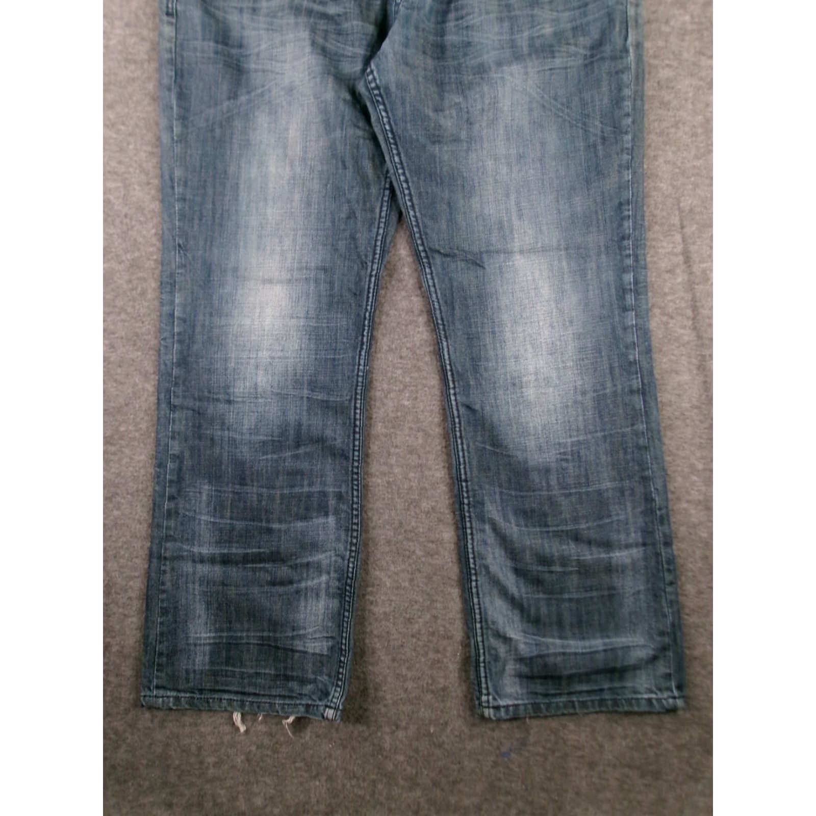 Buffalo David Bitton VINTAGE Buffalo David Bitton Jeans Men's 38x31 Denim Straight Fit Blue 90s Logo Distressed Baggy Size US 38 / EU 54 - 3 Thumbnail