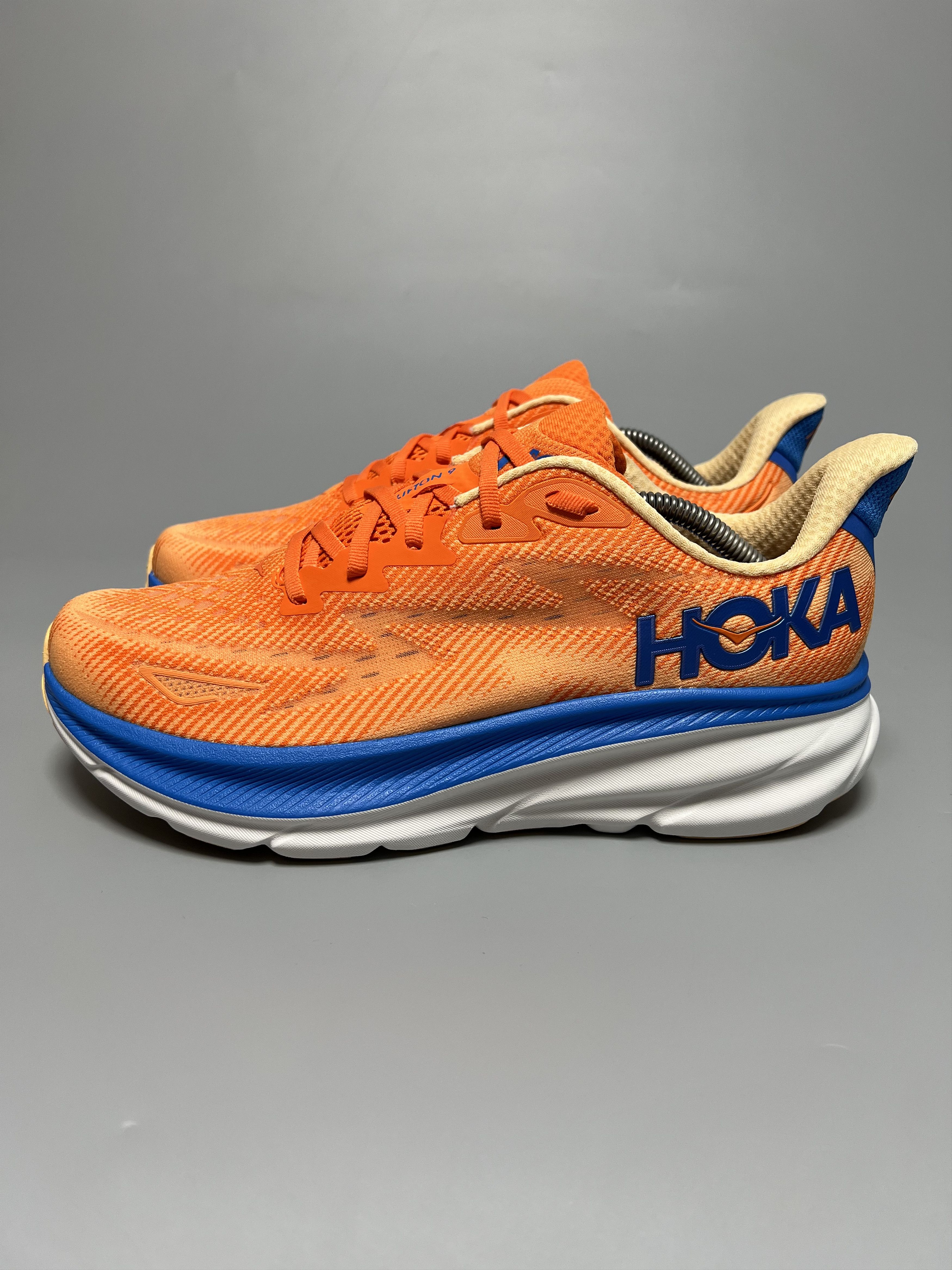 Hoka 9.5D Hoka One One Clifton 9 Men's Running Shoes Walking Gym Size US 9.5 / EU 42-43 - 2 Thumbnail