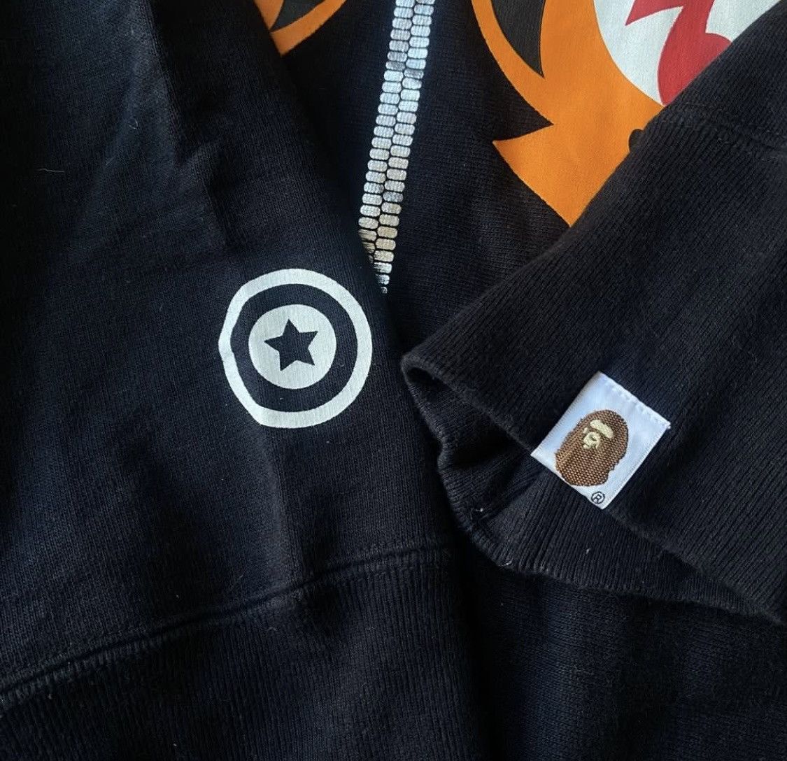 Bape Crewneck Bape tiger Size US M / EU 48-50 / 2 - 6 Thumbnail