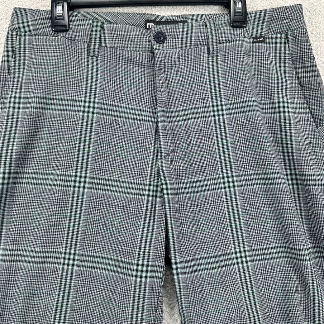 TravisMathew Travis Mathew Golf Shorts Mens 34 Black Green Plaid Chino Flat Front Stretch Size US 34 / EU 50 - 5 Thumbnail
