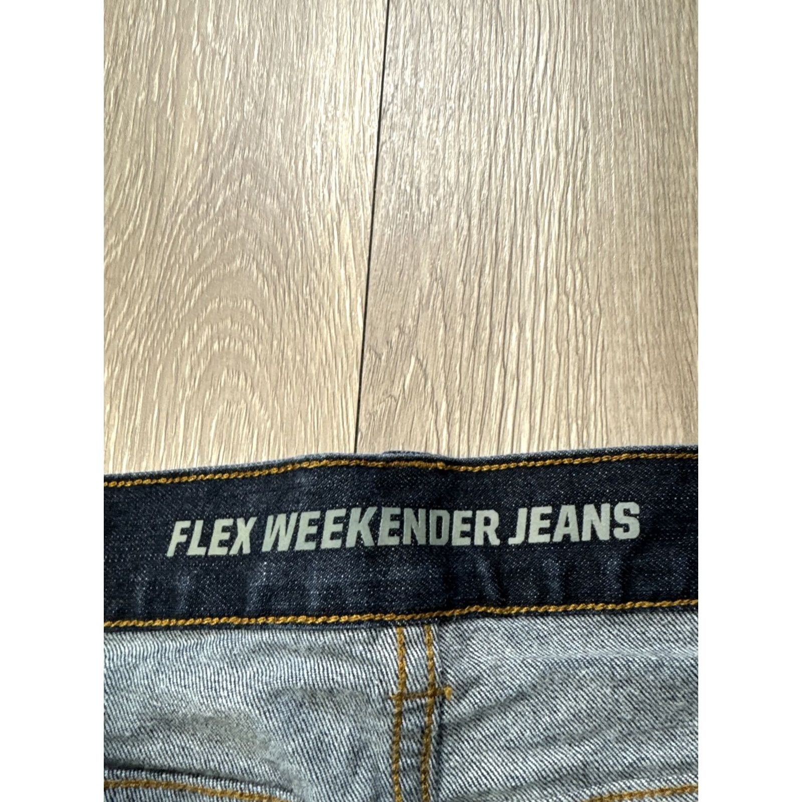 Denime Duluth Flex Weekender Jeans Shirt? 46x31 Blue Denim Big & Tall Men Relaxed Fit 5-Pocket Cotton Spandex USA Vintage: No Size US 30 / EU 46 - 5 Thumbnail