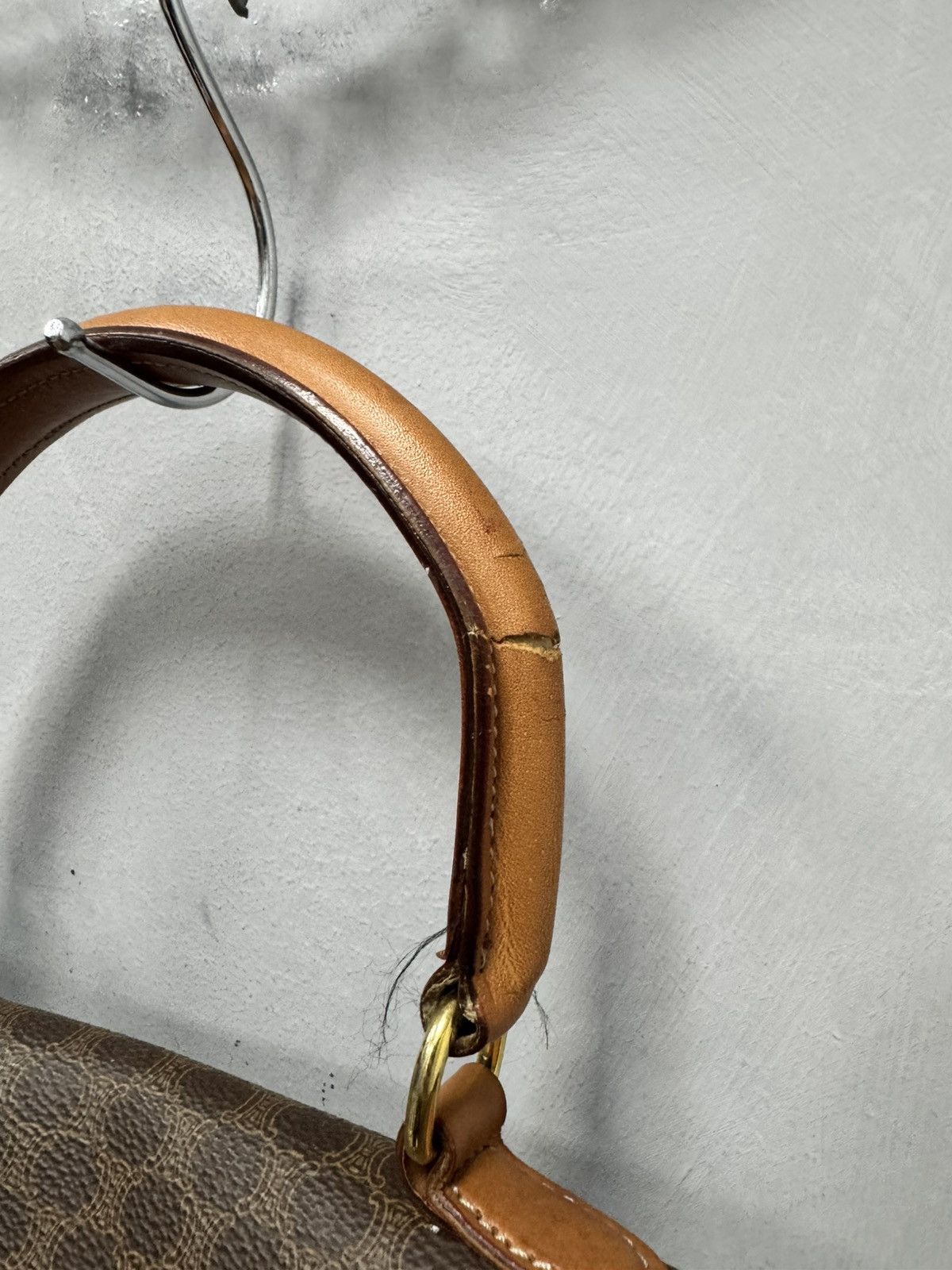Celine Monogram Celine Leather hand bag luxury Size ONE SIZE - 16 Thumbnail