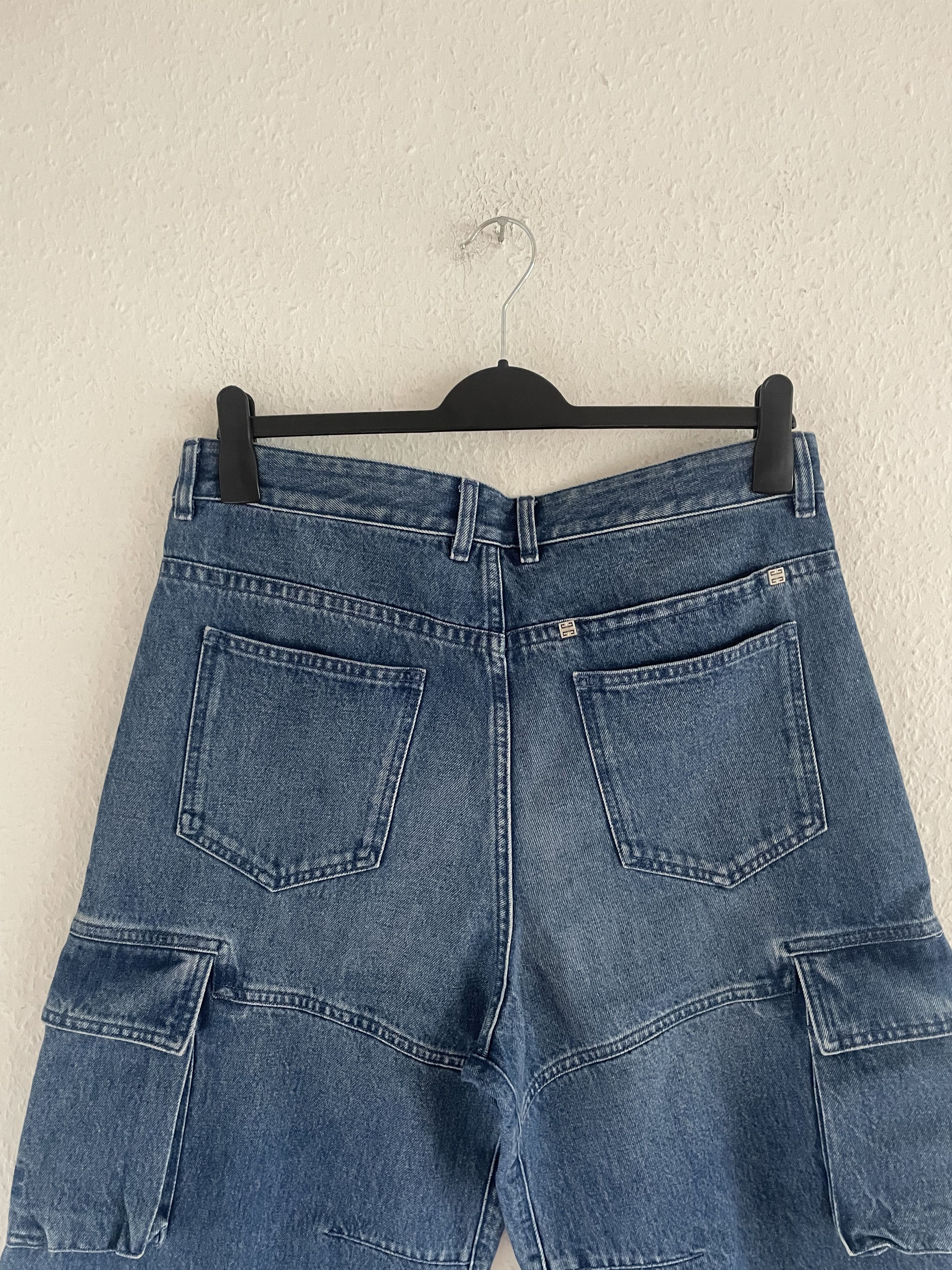 Givenchy Cargo Denim Shorts Size US 33 - 10 Thumbnail