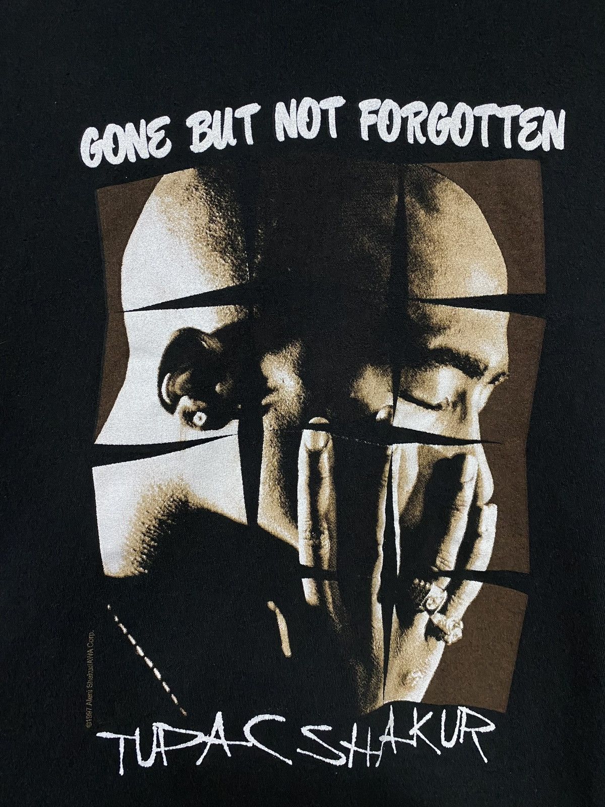 Vintage Vintage 90’s Tupac Rap T-Shirt 2Pac Memorial Tee Large Size US L / EU 52-54 / 3 - 2 Thumbnail