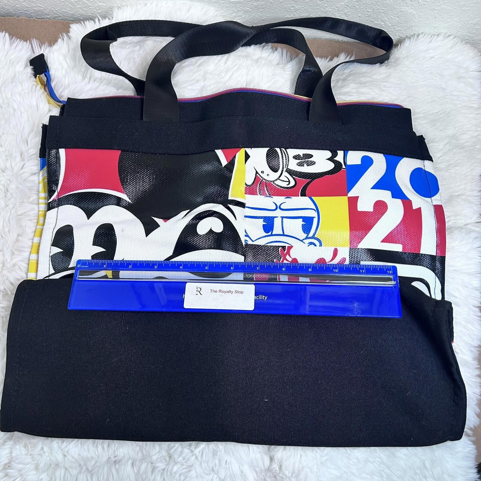 Disney Disney Parks 2021 Walt Disney World Color Blocked Mickey Zip Size ONE SIZE - 2 Thumbnail