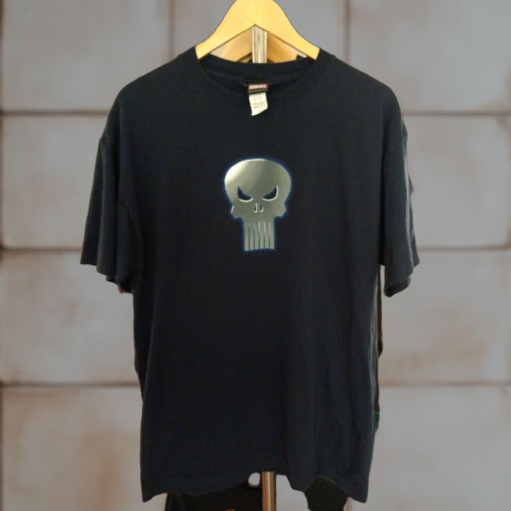 Vintage VINTAGE Marvel Punisher 2003 T Shirt Mad Engines L Mens Blue Cotton Short Sleeve Size US L / EU 52-54 / 3 - 1 Thumbnail