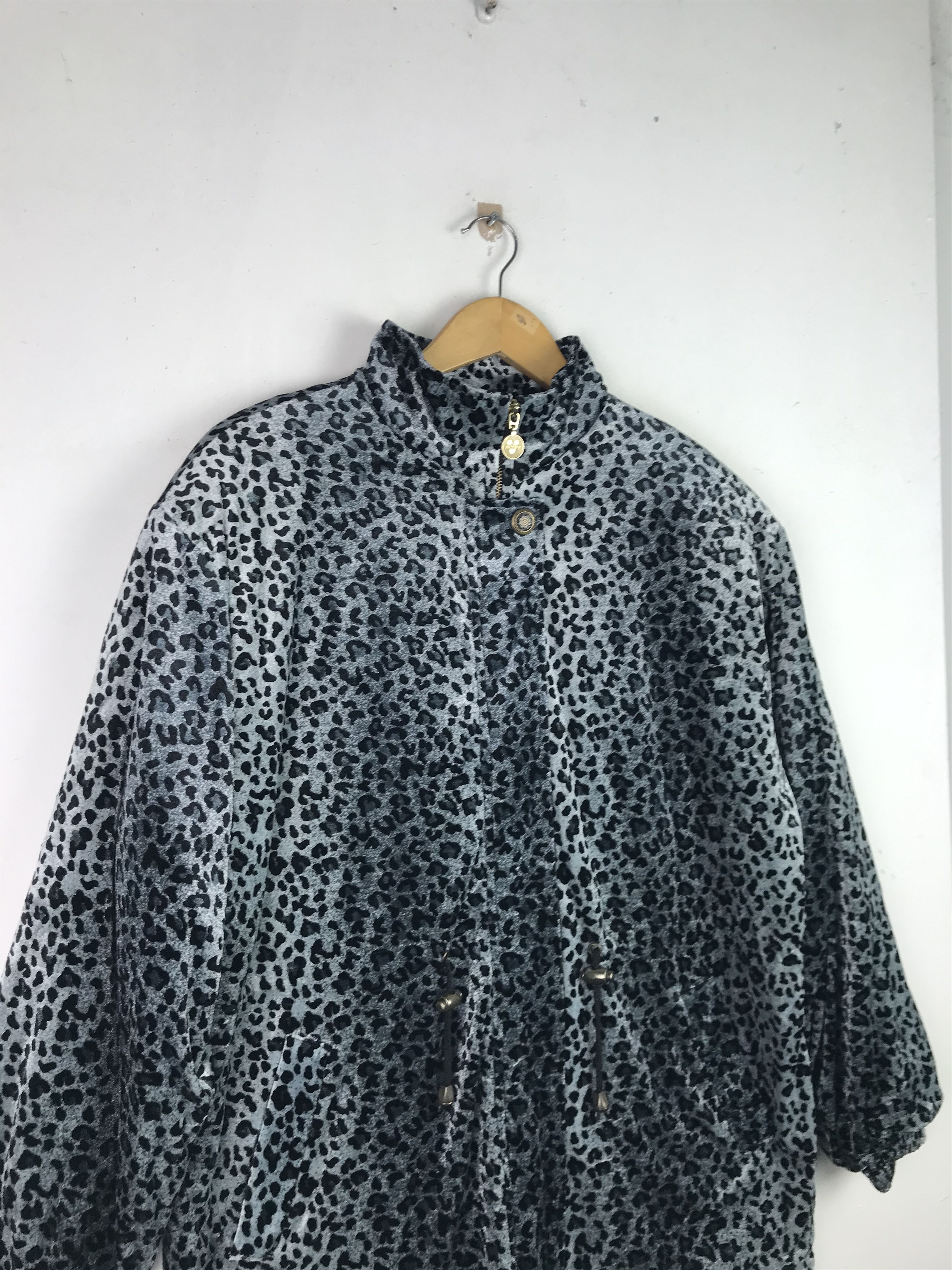 Vintage Vintage Leopard Rare Design Jacket Size US L / EU 52-54 / 3 - 6 Thumbnail