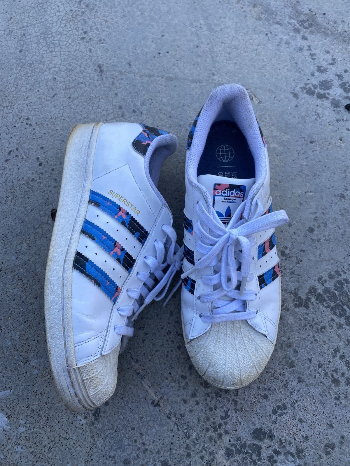 Adidas Adidas superstar size 8.5uk Size US 8.5 / EU 41-42 - 1 Thumbnail