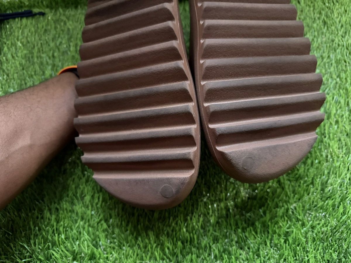Adidas Adidas Yeezy Slides “Flax”, Size 5, Used Size US 5 / EU 37 - 6 Thumbnail