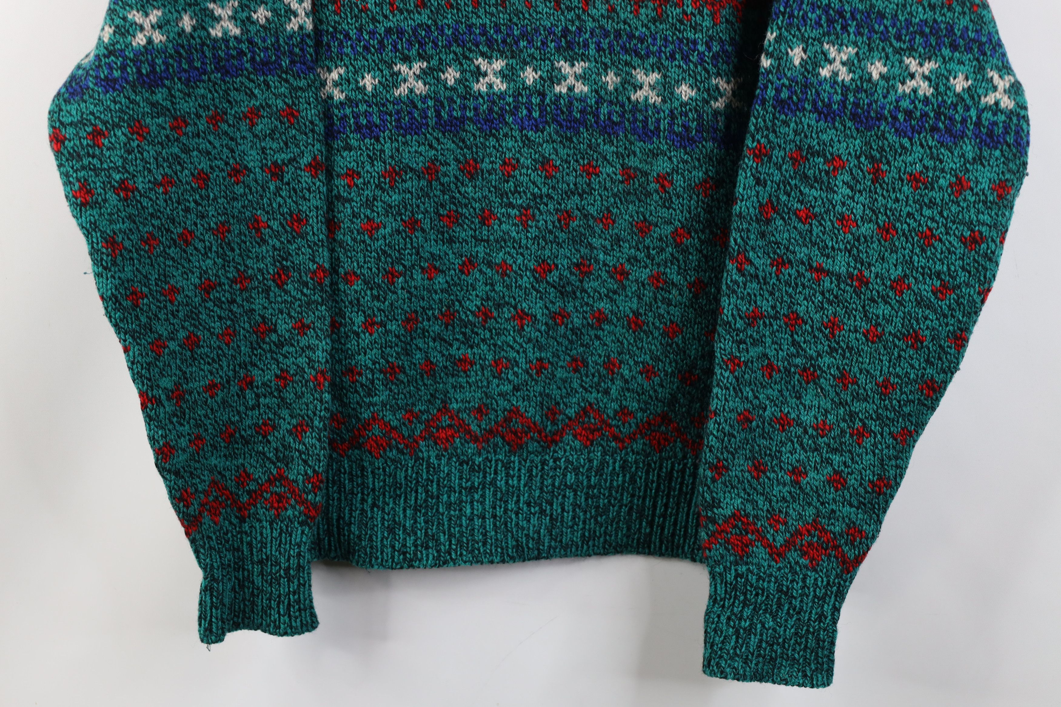 American Eagle Outfitters Vintage 90s American Eagle Outfitters Fair Isle Sweater USA Size US M / EU 48-50 / 2 - 3 Thumbnail