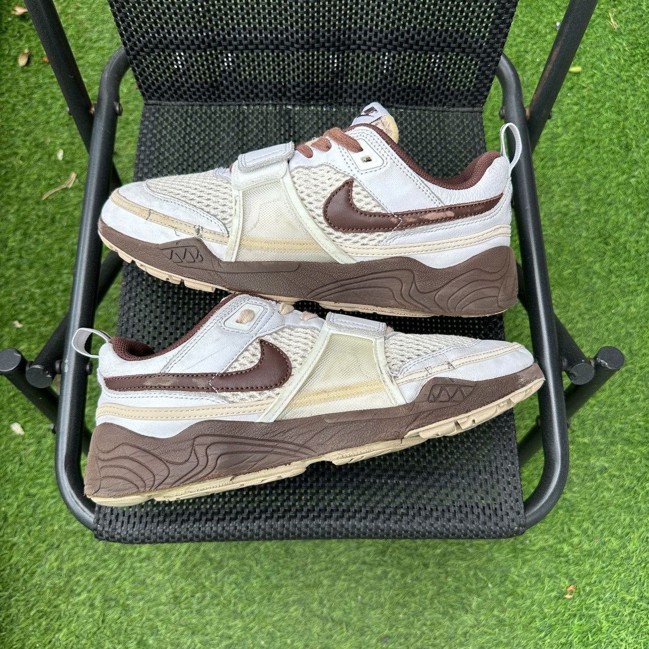 Nike × Travis Scott 🌵TRAVIS SCOTT X NIKE ZOOM FIELD JAXX (HQ3073 100 Size US 9.5 / EU 42-43 - 2 Thumbnail