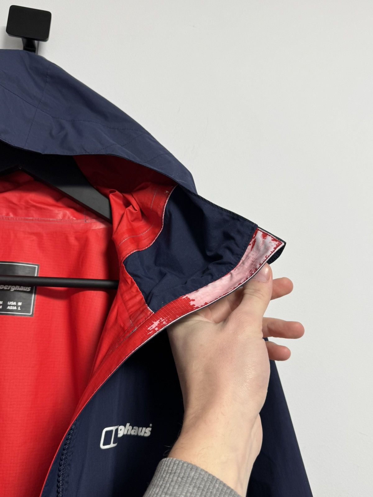 Berghaus Berghaus Hydroshell Lightweight Waterproof Zip Jacket Size US M / EU 48-50 / 2 - 14 Thumbnail