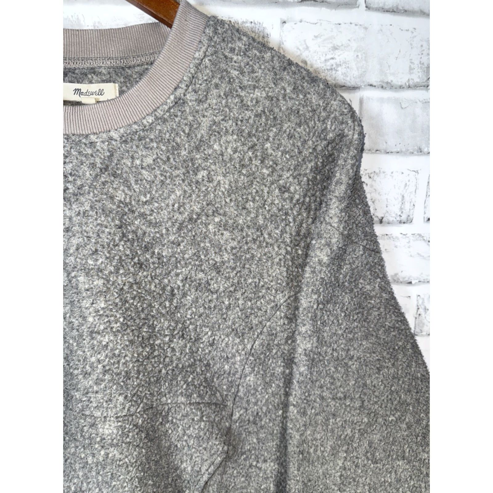 Madewell MADewell Gray Heavy Pile Fleece Pullover with Pouch Sweater Womens M Regular Size Gray, Fleece, Pullover, 90s-inspired? (no, avoid inaccurate) Size M / US 6-8 / IT 42-44 - 3 Thumbnail