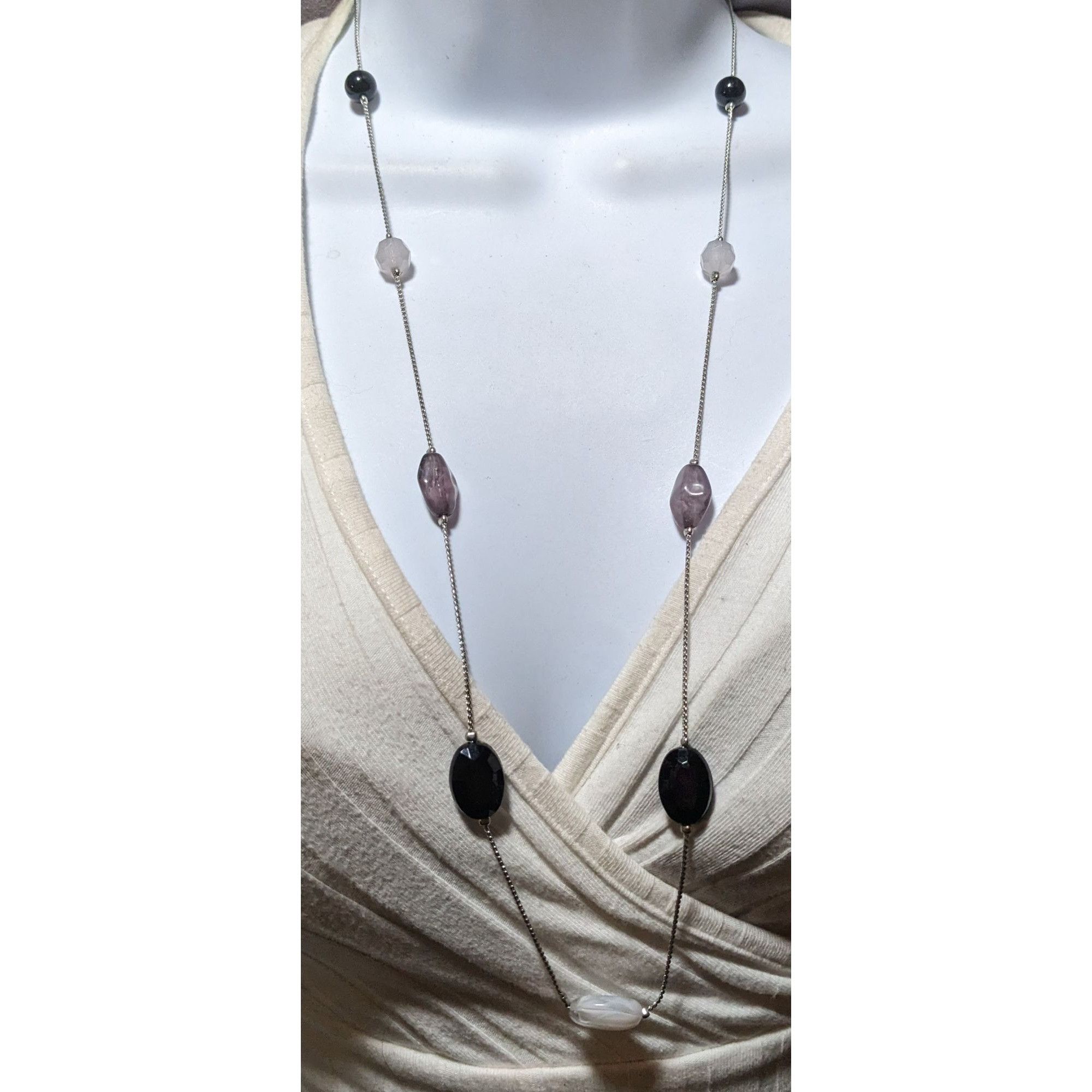 Other Black White And Grey Gemmed Casual Necklace Size ONE SIZE - 4 Thumbnail