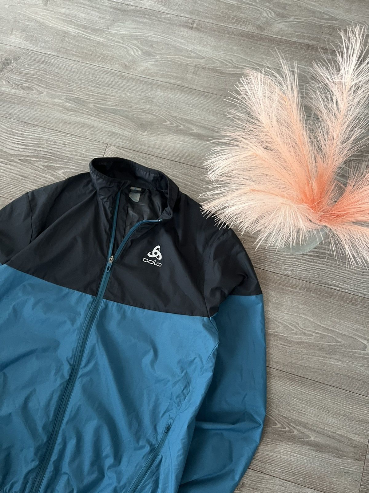 Japanese Brand × Odlo ODLO NEW COLLECTION POLYESTER RAIN RUN JACKET‼️ Size US L / EU 52-54 / 3 - 4 Thumbnail