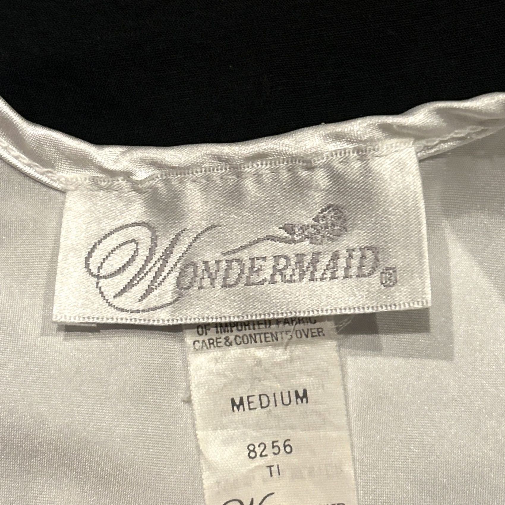 Vintage VINTAGE Wonder Maid Camisole Tank Shirt Womens M White Satin Trim Bodice Top A23 Size M / US 6-8 / IT 42-44 - 3 Thumbnail