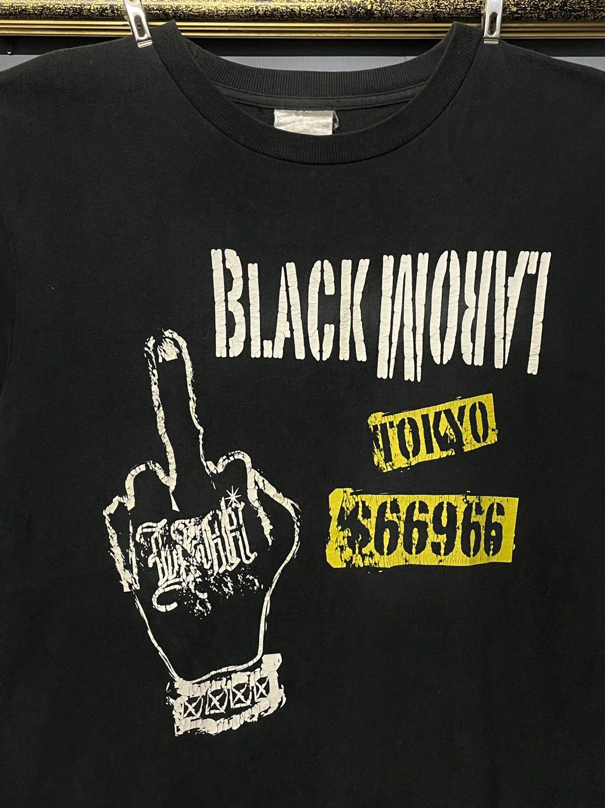 Vintage Vintage 1990s Black Larom Tokyo Sunfaded Trash Fuck Tshirt Size US M / EU 48-50 / 2 - 3 Thumbnail