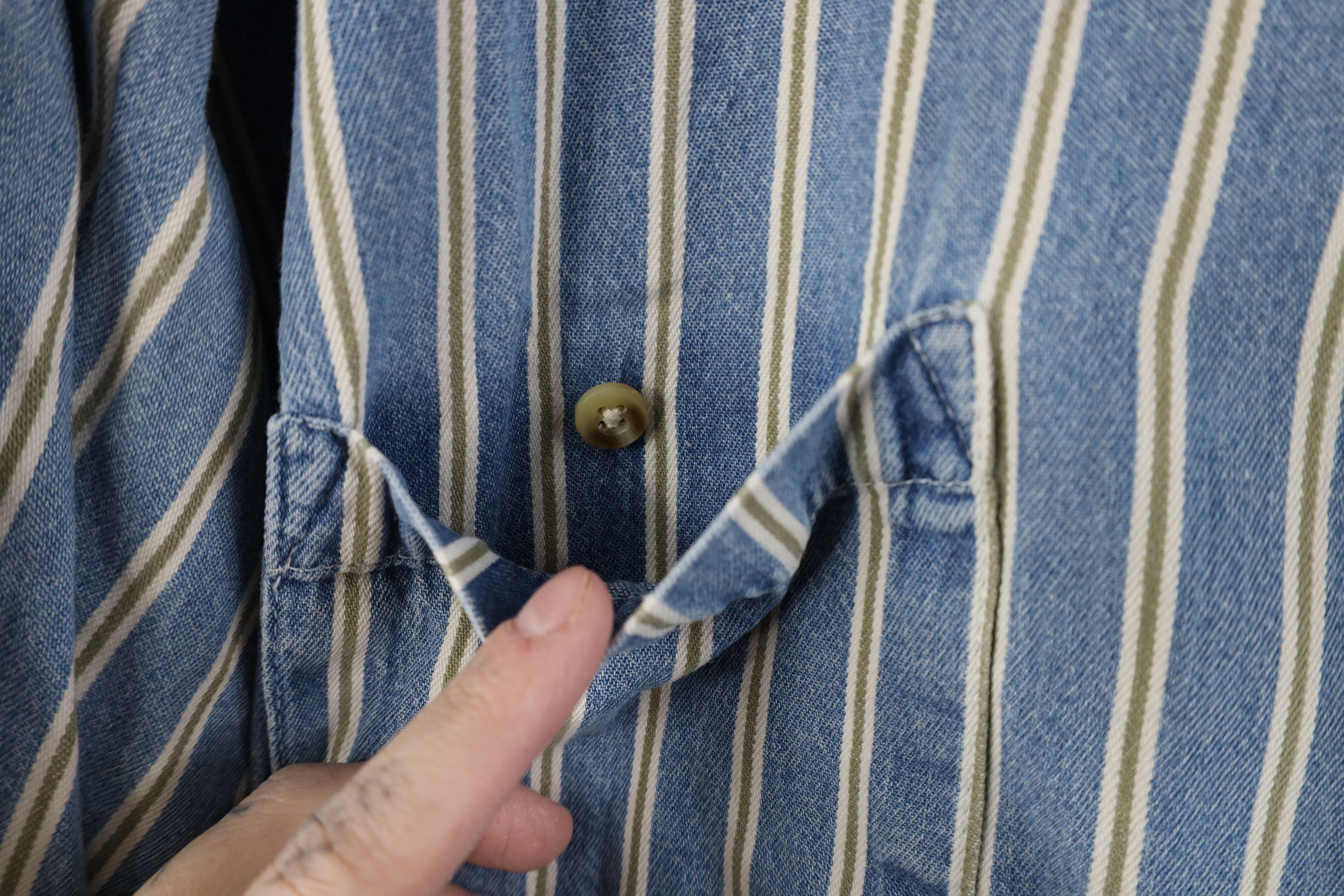 Vintage Vintage 90s Streetwear Denim Collared Button Down Shirt Size US XL / EU 56 / 4 - 6 Thumbnail