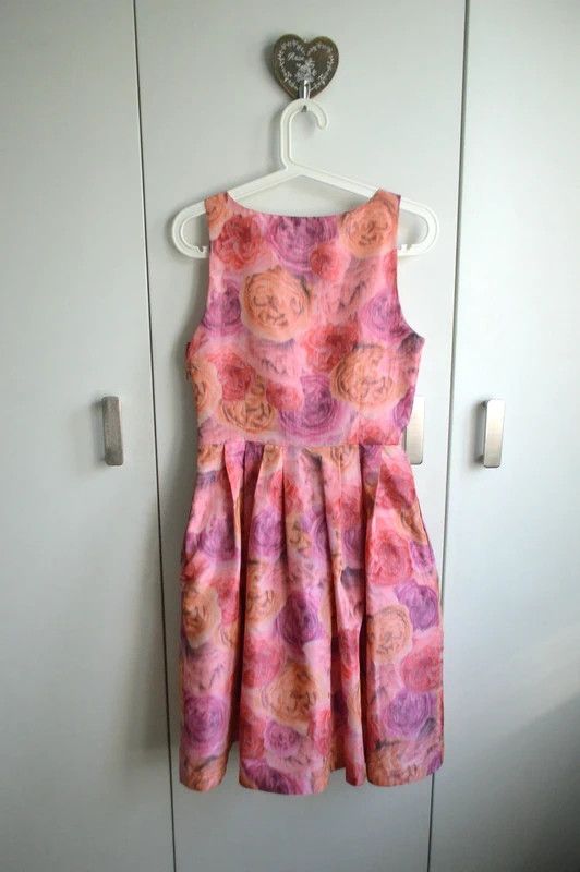 Other Stunning floral print silk dress with pockets in S/M Size S / US 4 / IT 40 - 2 Thumbnail