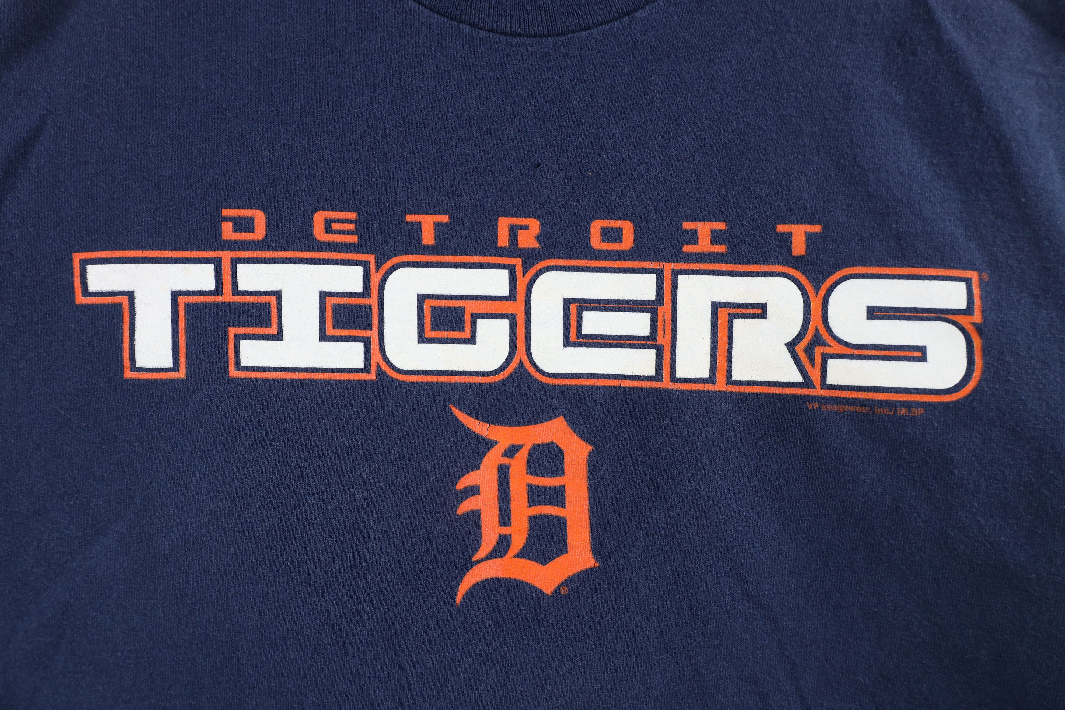 Vintage Vintage Y2K Spell Out Detroit Tigers Old English D T-Shirt Size US XXL / EU 58 / 5 - 4 Thumbnail