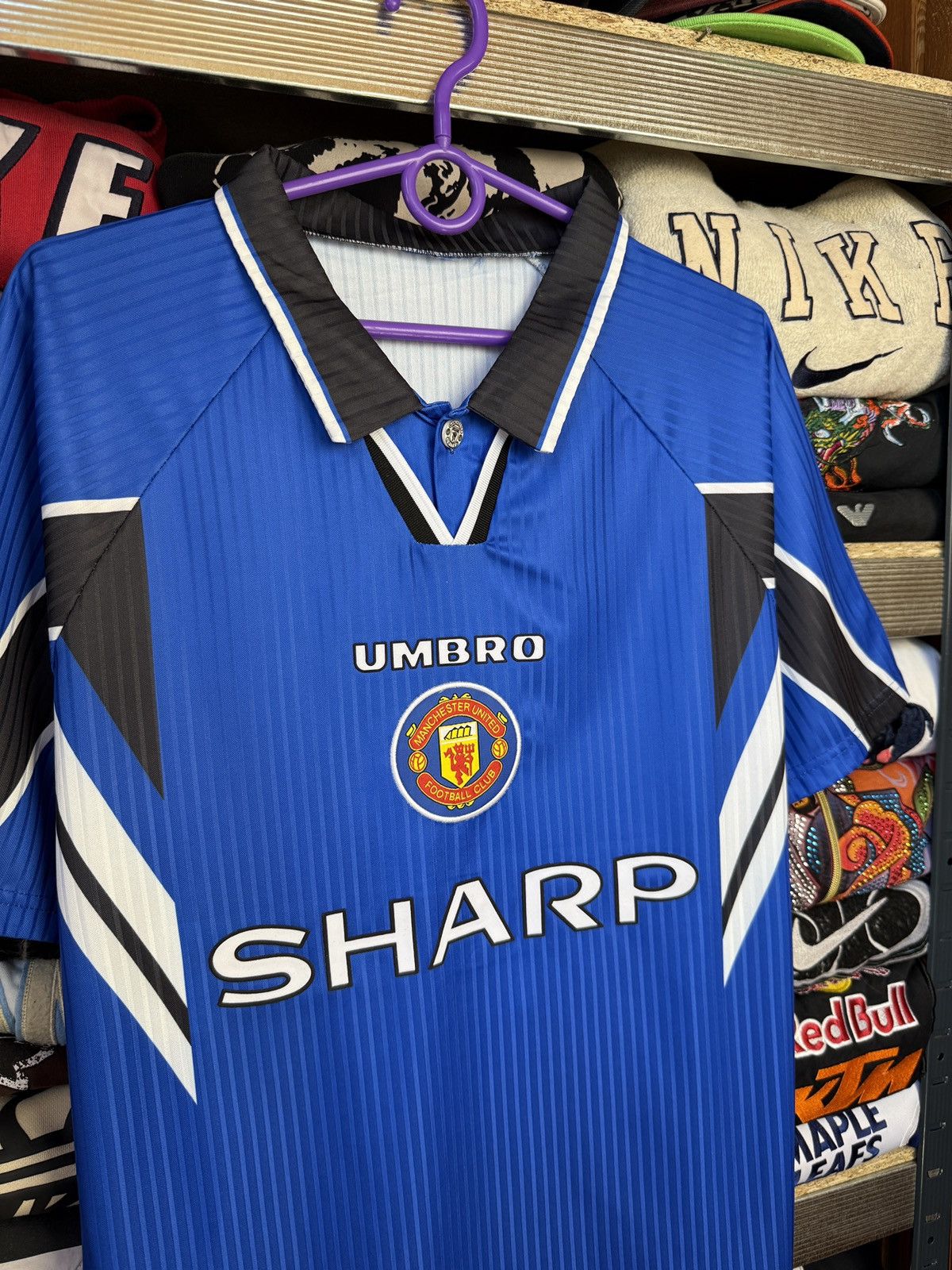 Umbro Manchester United Umbro Sharp Vintage Jersey 90s Very Rare Size US M / EU 48-50 / 2 - 3 Thumbnail