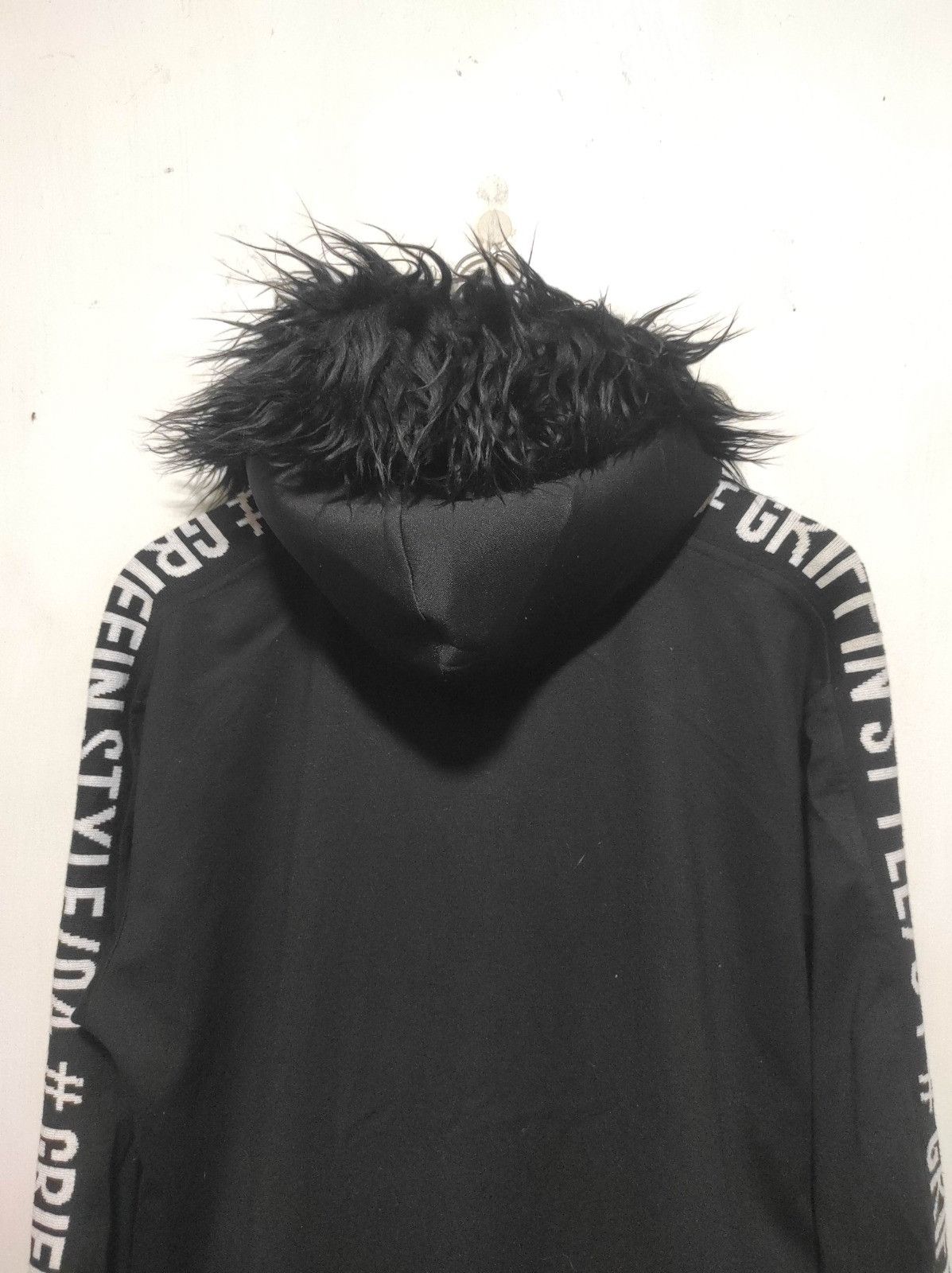 Japanese Brand Griffin Timer Tapped Zipper fur hoodie ifsix LGB style Size US L / EU 52-54 / 3 - 13 Thumbnail