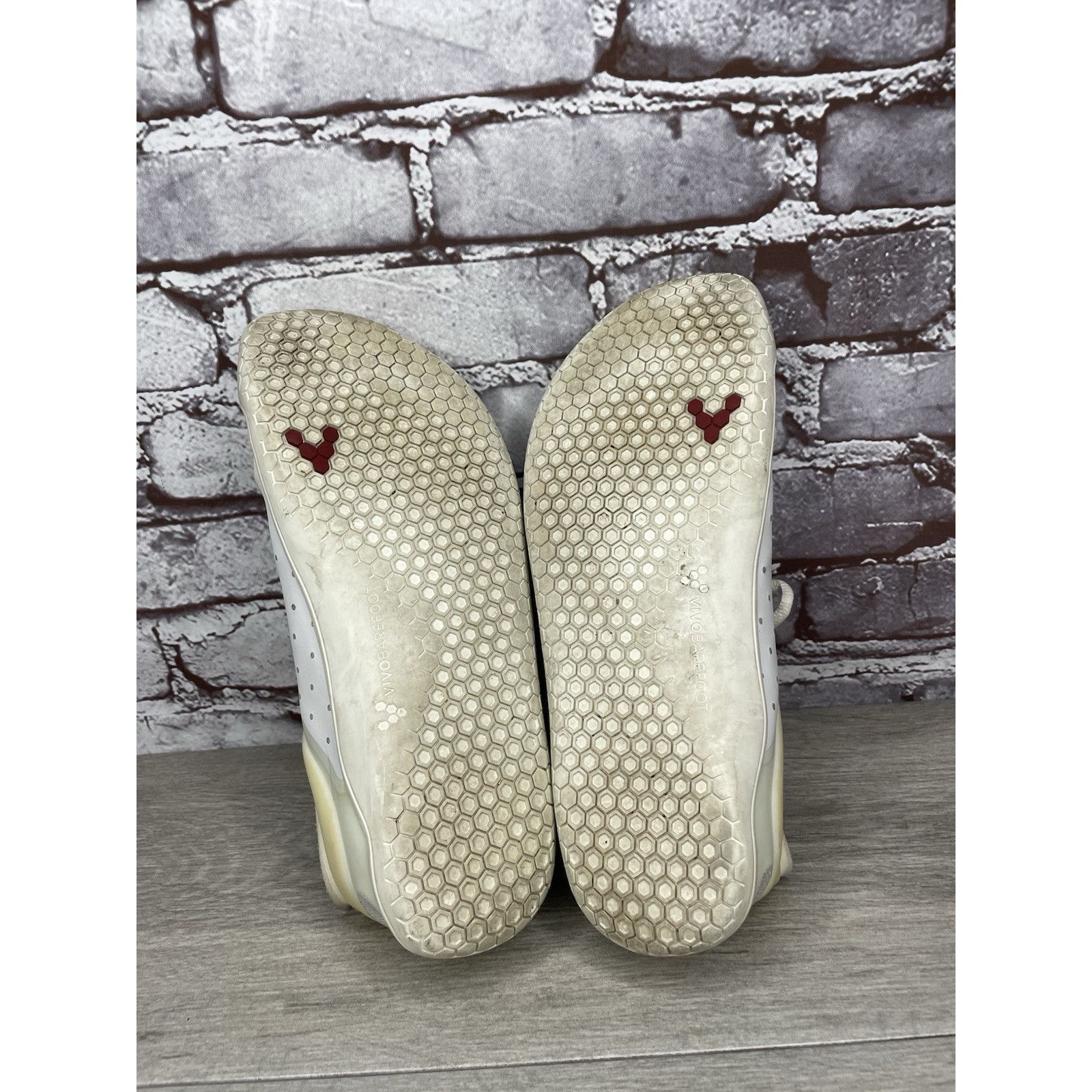 Vivobarefoot Vivobarefoot Primus Lite III Off White Minimalist Shoes Wome Size US 10 / IT 40 - 9 Thumbnail