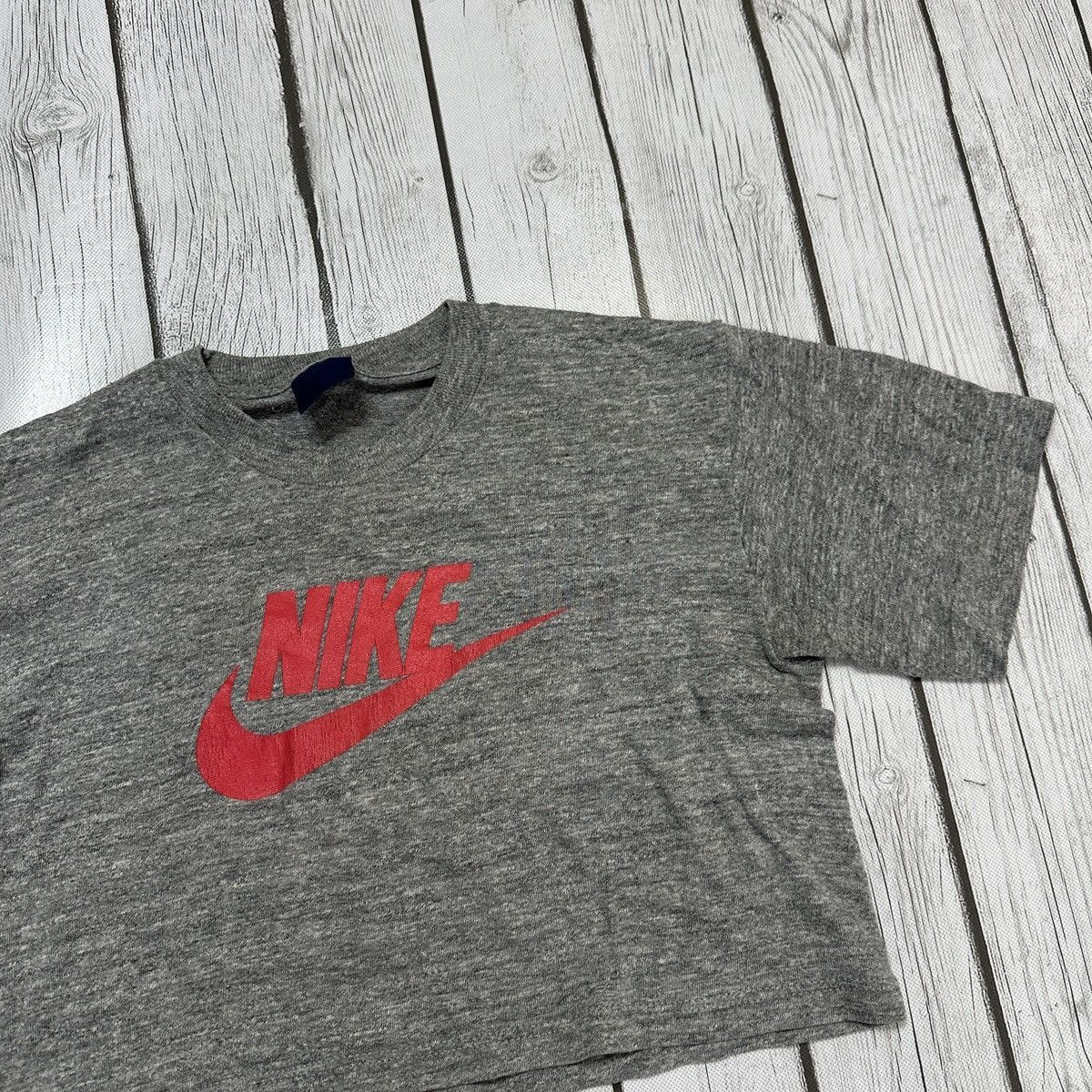 Nike × Vintage Vintage Nike cropped tee Size L / US 10 / IT 46 - 3 Thumbnail