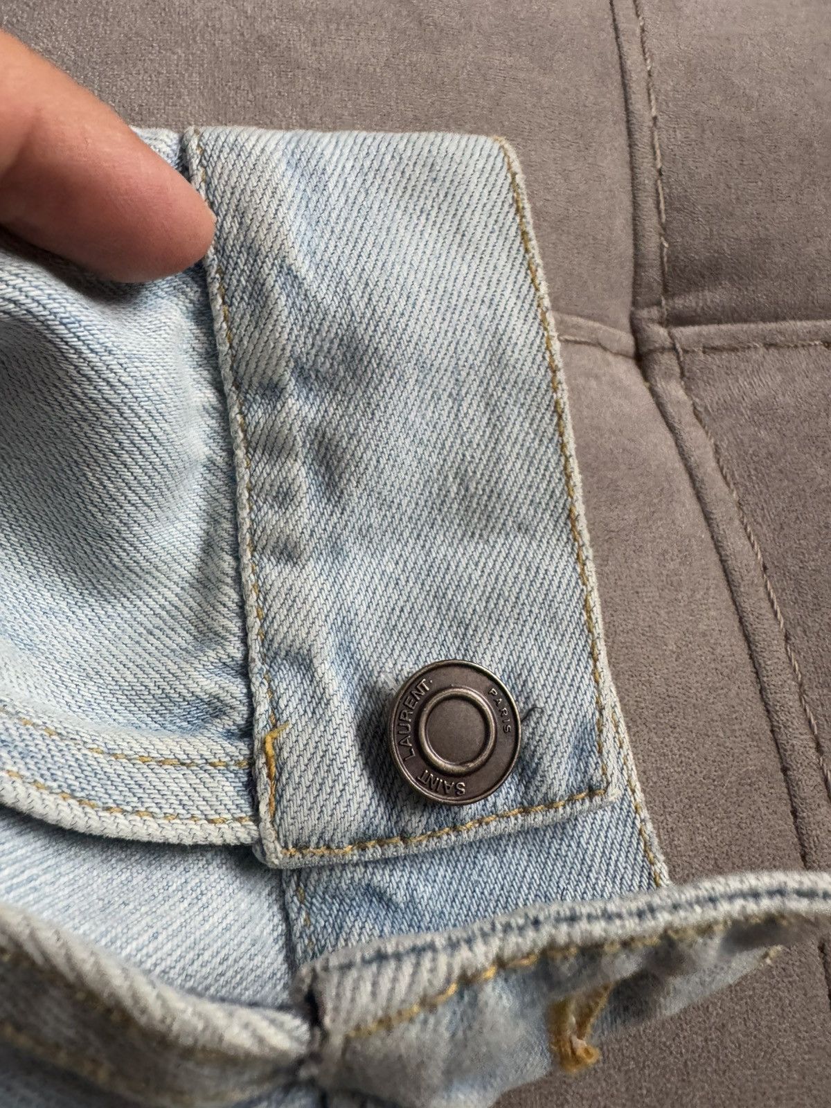 Saint Laurent Paris SAINT LAURENT denim jacket sizes in photos BY TAPE MEASURE Size US XS / EU 42 / 0 - 22 Thumbnail