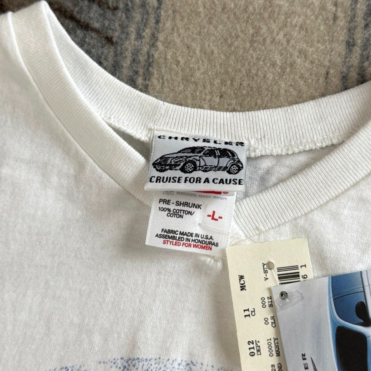 Anvil VINTAGE Women’s Anvil T-Shirt Size L White 90s Cars PT Cruiser NWT Size L / US 10 / IT 46 - 3 Thumbnail