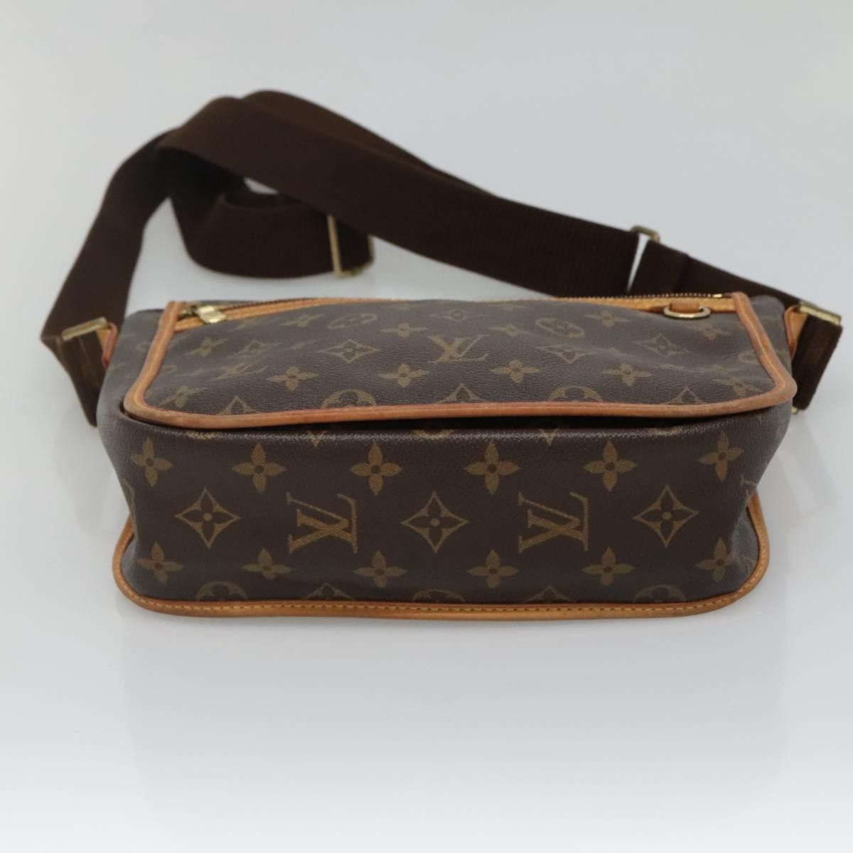 Louis Vuitton LOUIS VUITTON Monogram Messenger Bosphore PM Shoulder Bag Size ONE SIZE - 5 Thumbnail