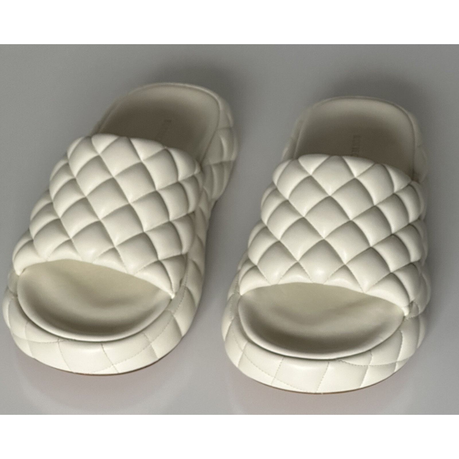 Bottega Veneta Bottega Veneta White Quilted Leather Sandals 10 US 708885 IT Size US 10 / IT 40 - 7 Thumbnail