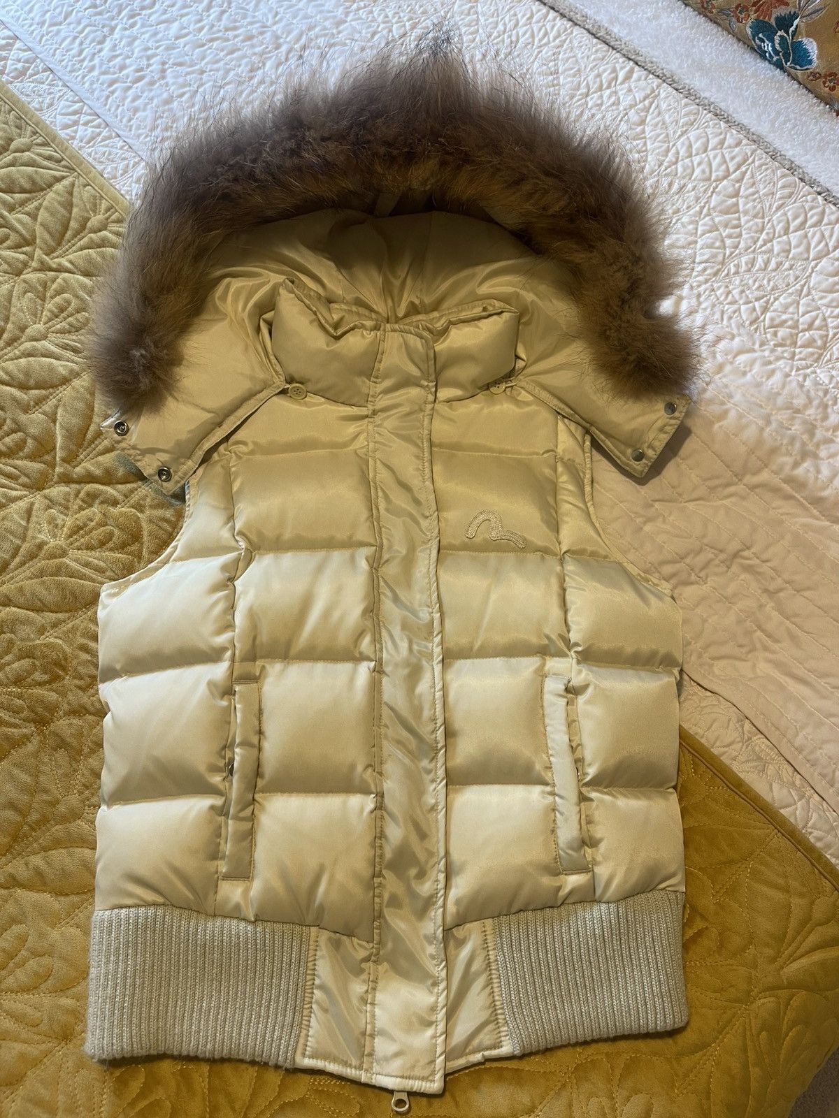 Evisu Evisu vest/gilet Faux fur detachable hood Size S / US 4 / IT 40 - 1 Thumbnail