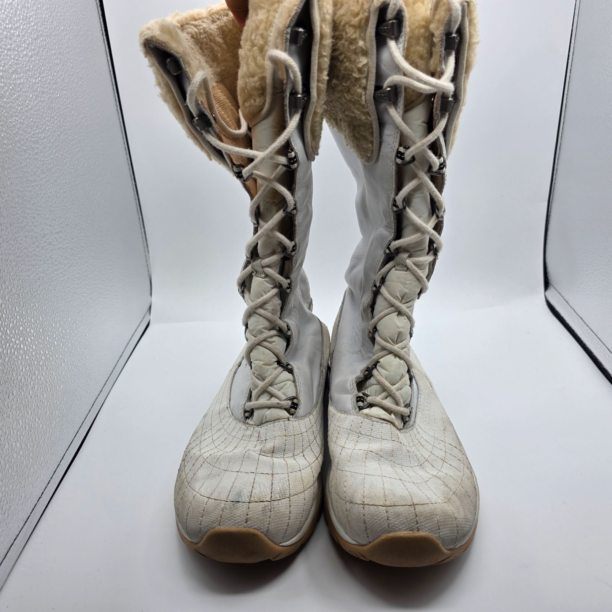 Other Ahnu Monte Vista Womens Size 11 White Snow Boots Vibram Wate Size US 11 / IT 41 - 2 Thumbnail