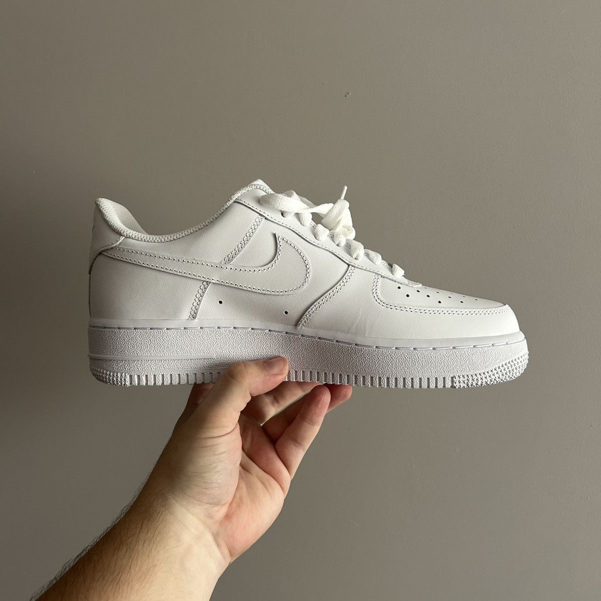 Nike Nike Air Force 1 White UK 7.5 / CM 26,5 Size US 7.5 / EU 40-41 - 8 Thumbnail