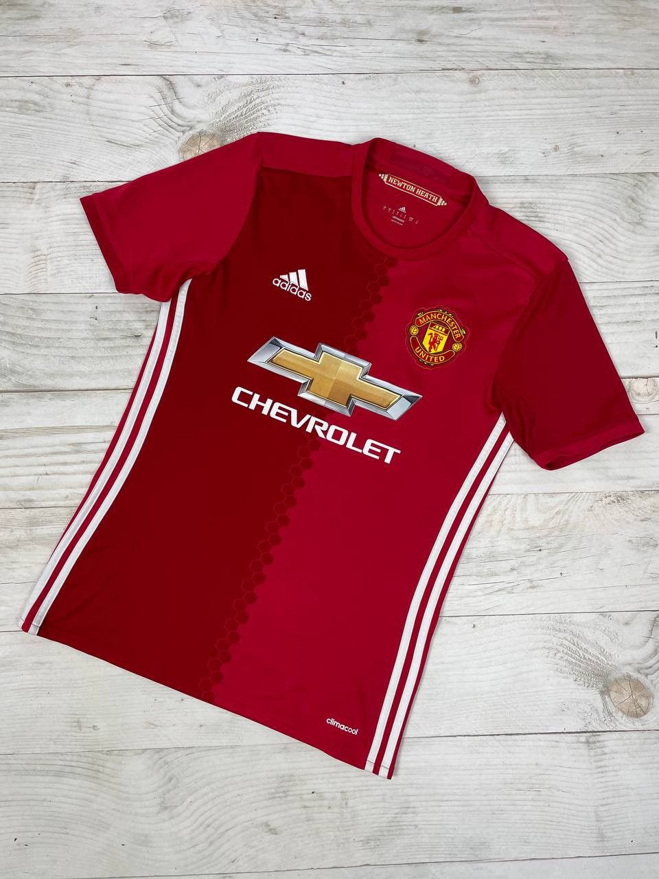 Adidas Adidas Manchester United 2016 2017 Pogba #6 Home Shirt Size US S / EU 44-46 / 1 - 2 Thumbnail