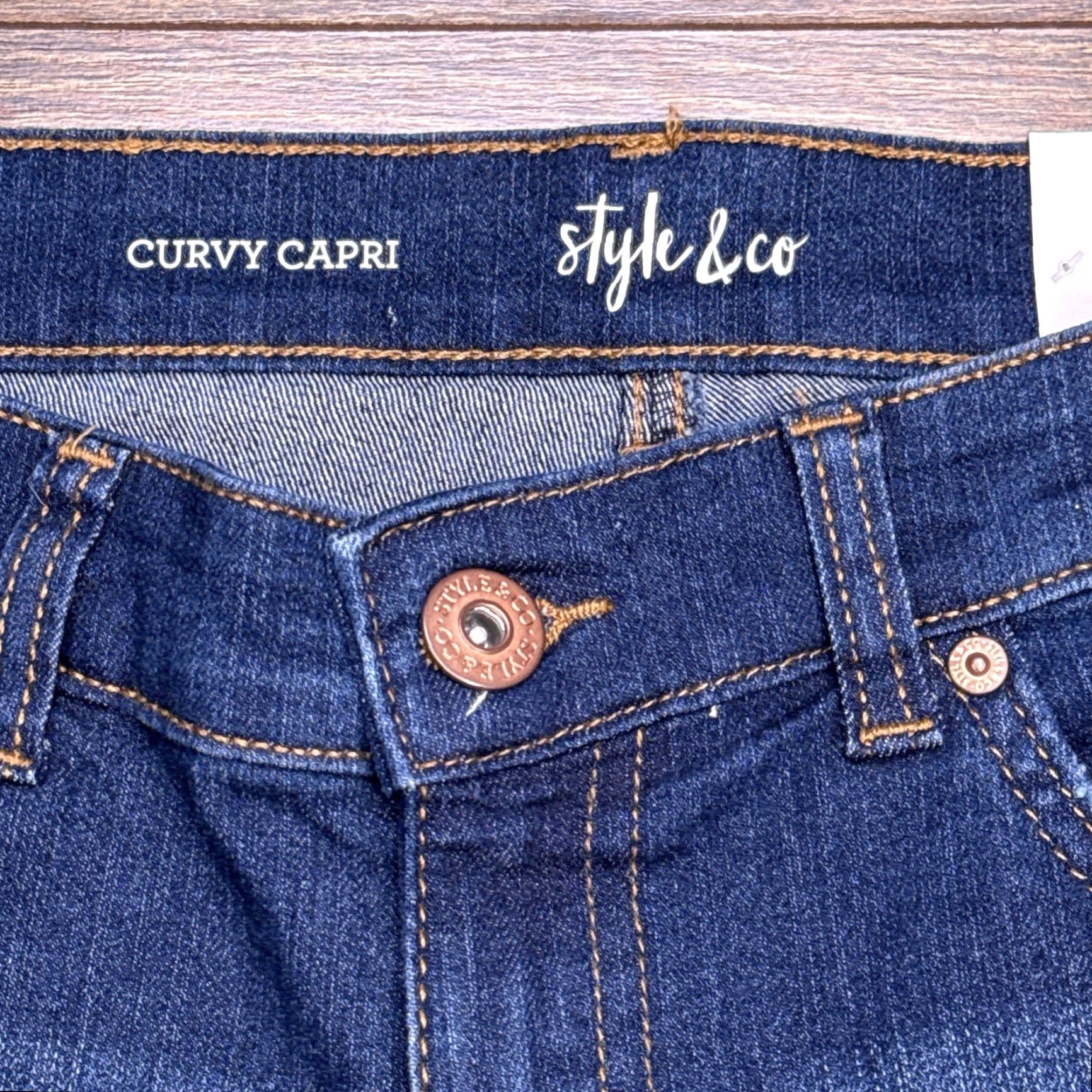 Vintage Style & Co Capri Jeans Womens 8 Petite Mid Rise Stretch Cuffed New Jeans Blue Capris Capris? Size 30" / US 8 / IT 44 - 4 Thumbnail
