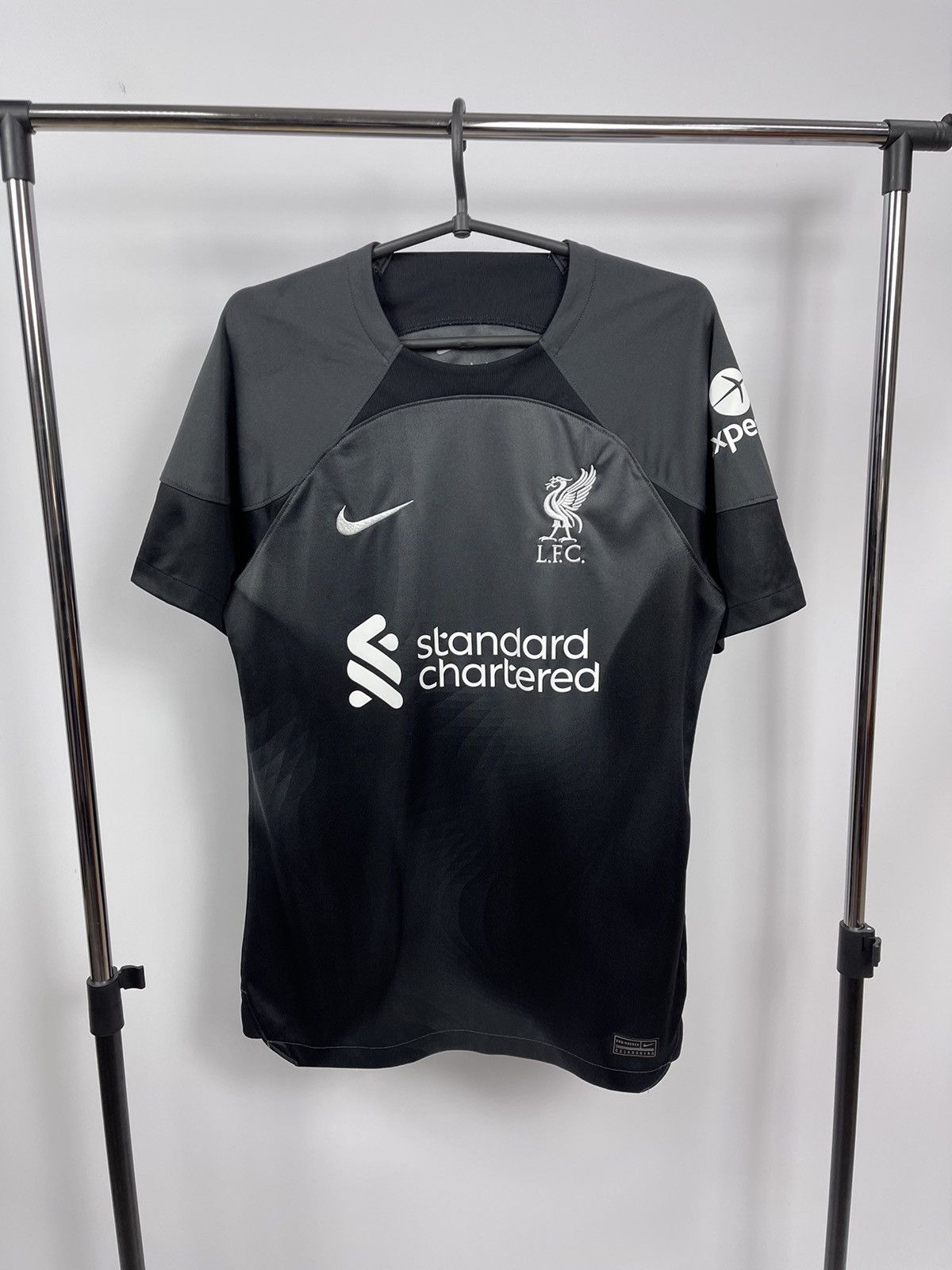 Nike Nike LIVERPOOL soccer Jersey Football shirt 2022-23 Size S Size US S / EU 44-46 / 1 - 1 Thumbnail