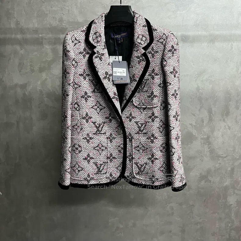 Louis Vuitton Louis Vuitton Purple Logo Full One-Button Long-Sleeve Blaz Size XXS / US 00 / IT 34 - 1 Thumbnail