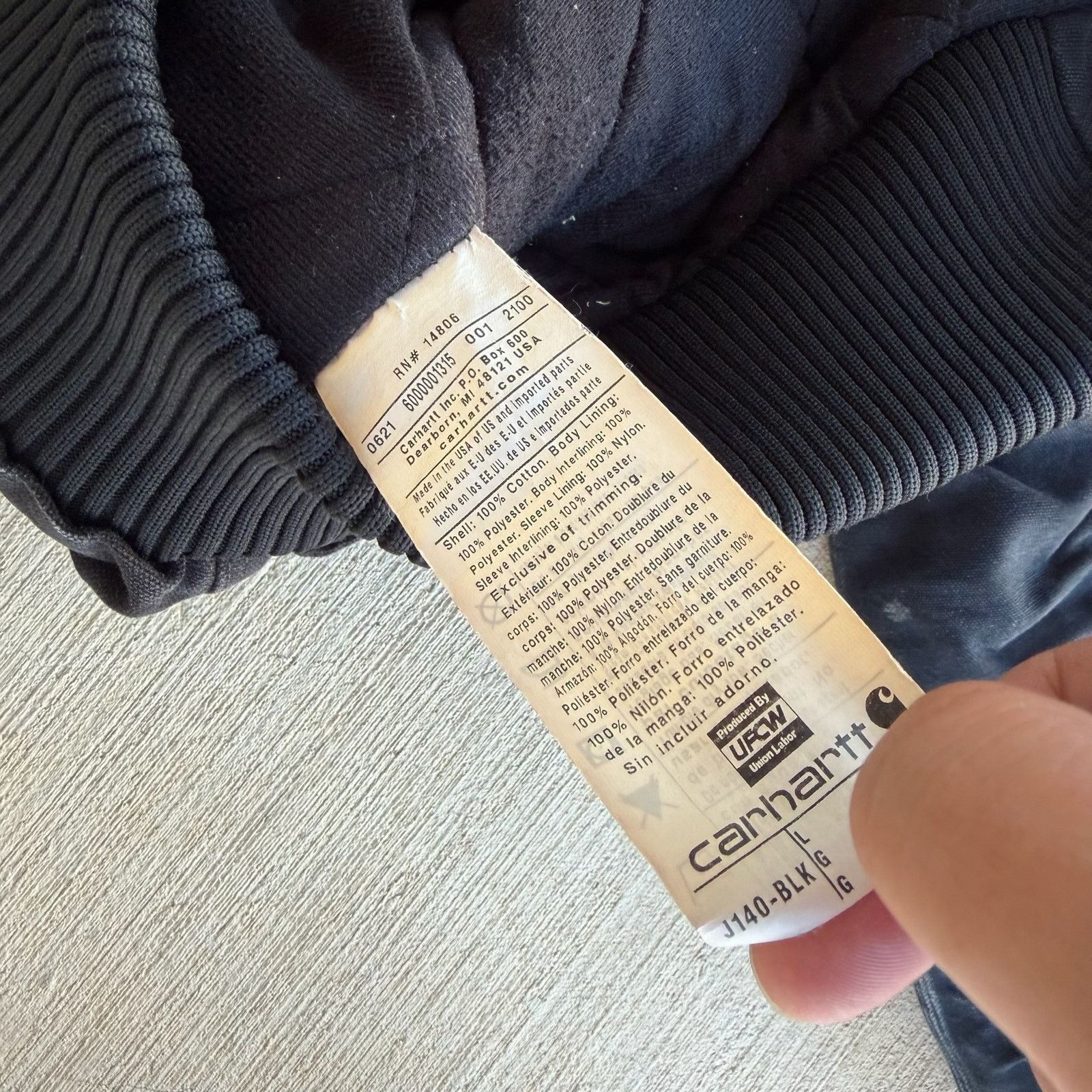 Carhartt × Vintage Carhartt J140 BLK faded black hooded work wear jacket Size US L / EU 52-54 / 3 - 6 Thumbnail