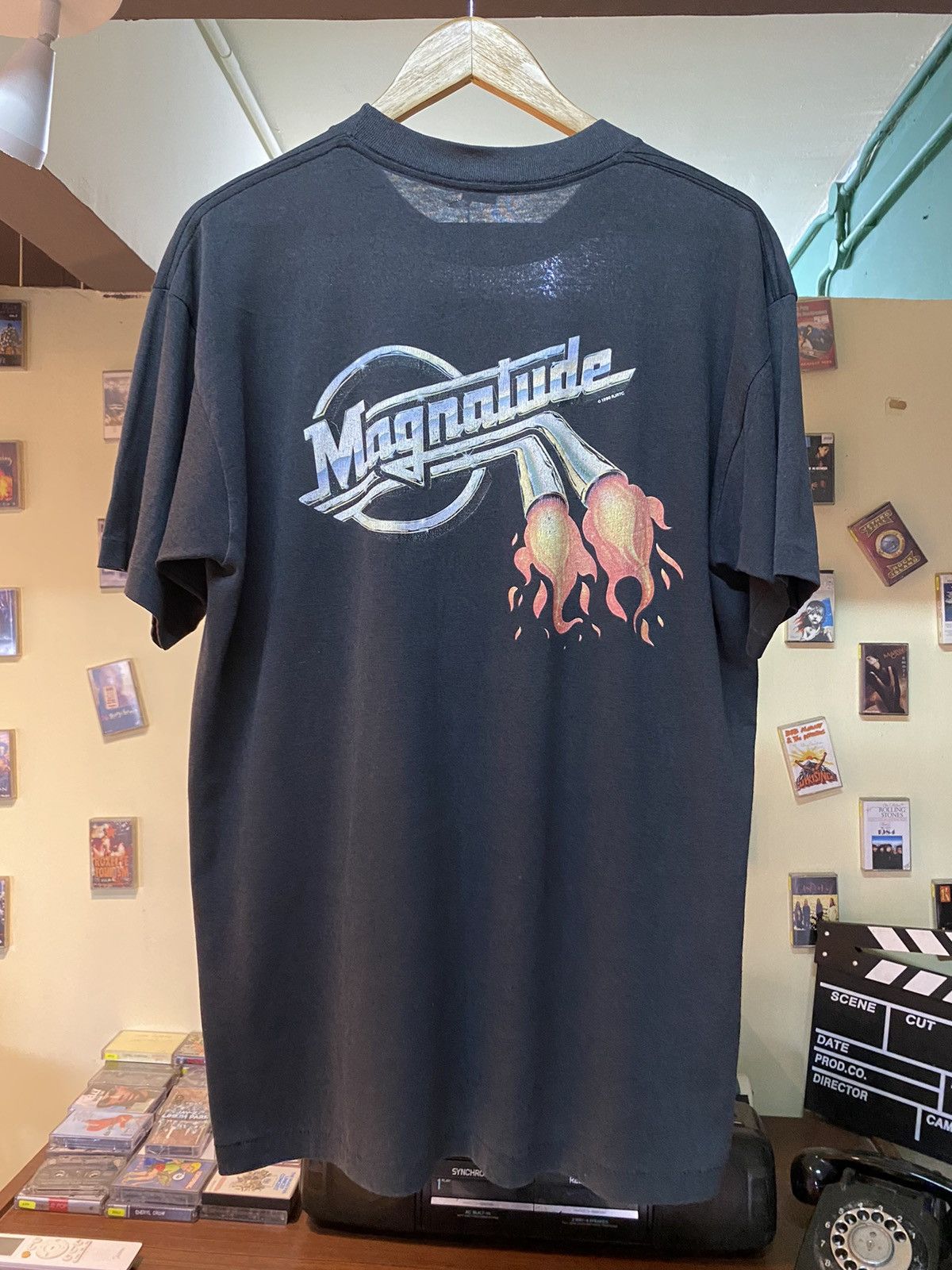 Vintage 90's Magna Cigarete The Stroke Shirt