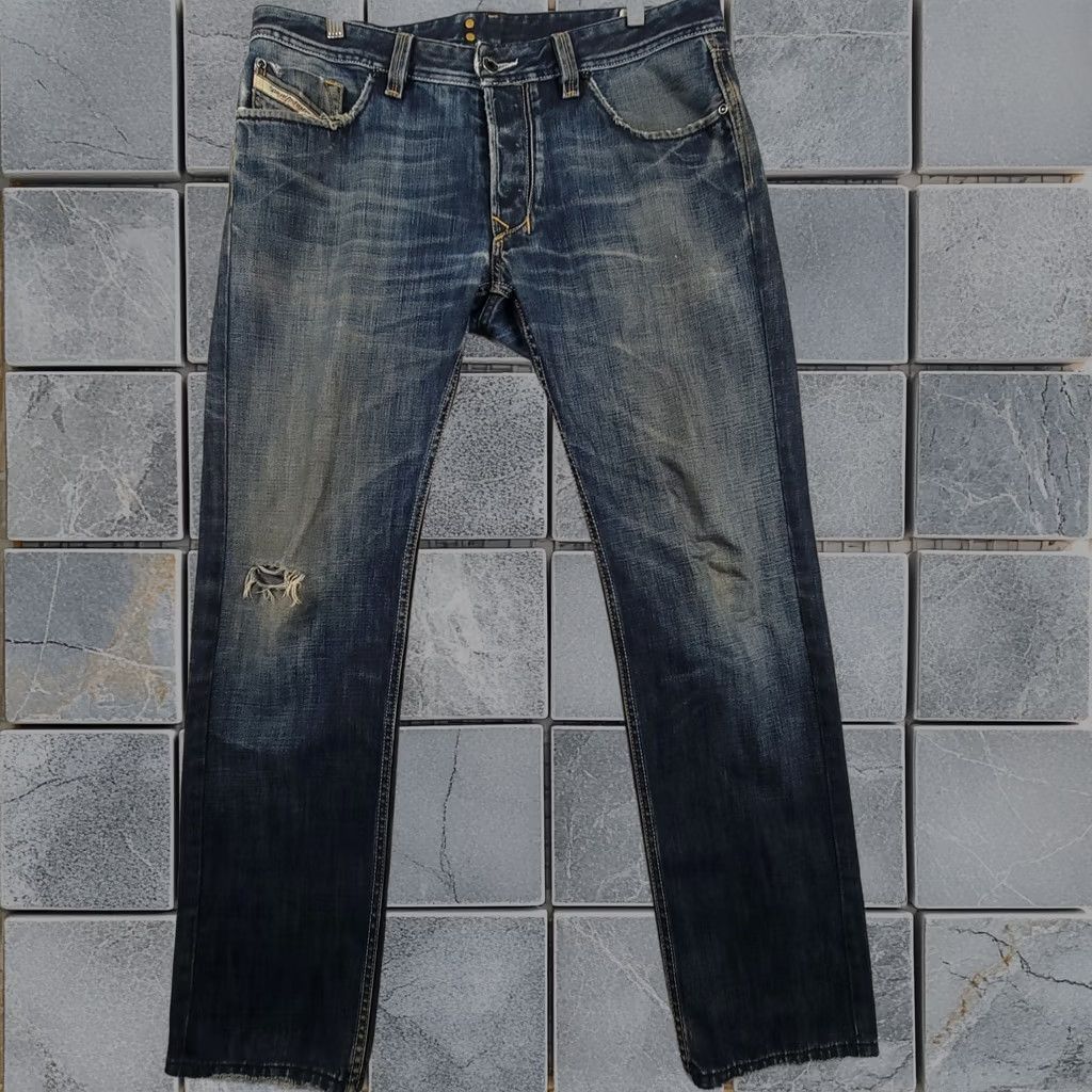 Diesel Jeans Mens 36x32 Straight Larkee 008fr Dark Wash Distressed Made In Italy in Blue, Men's