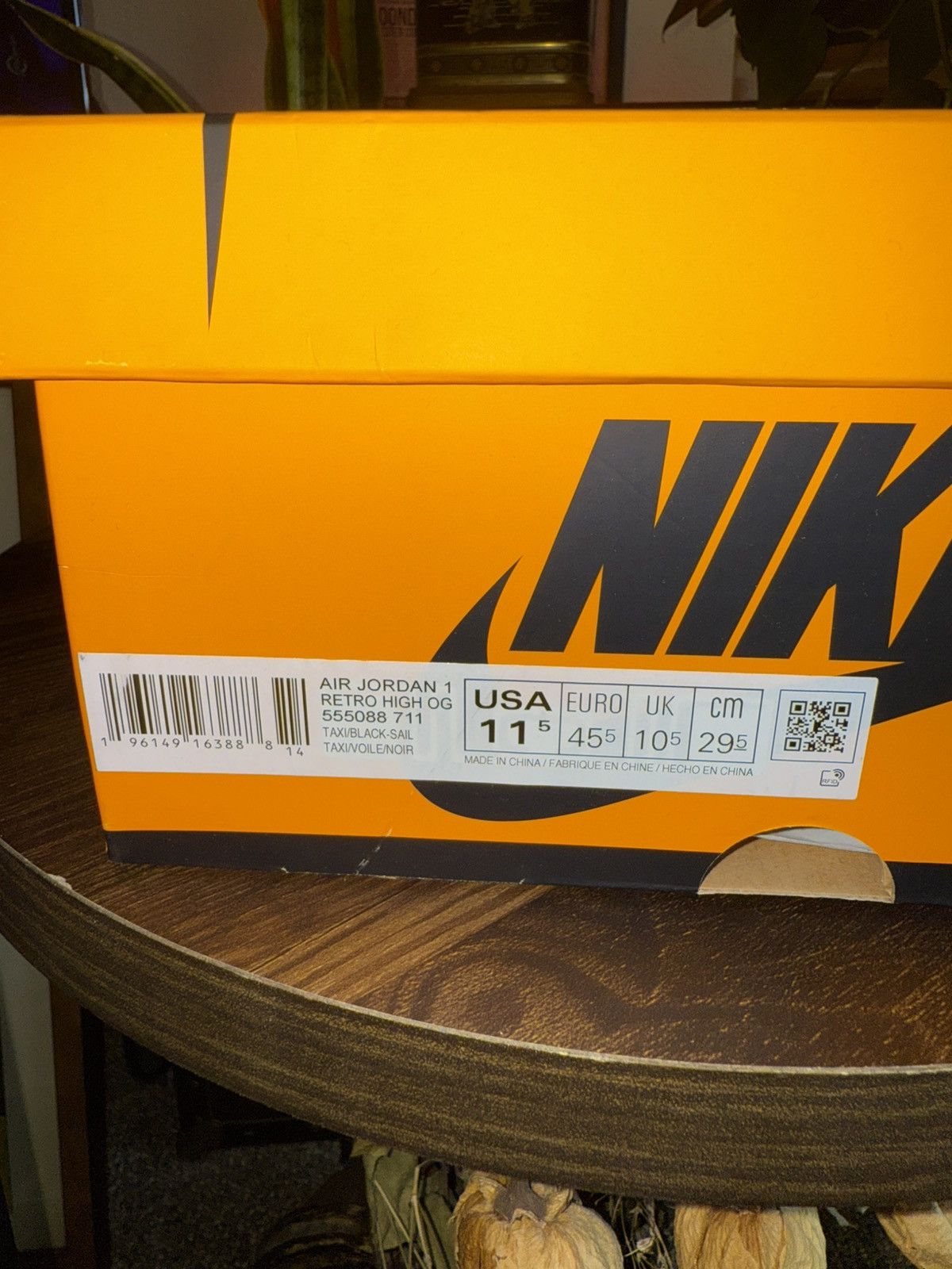 Jordan Brand × Nike Air Jordan one yellow taxi size 11.5 Size US 11.5 / EU 44-45 - 10 Thumbnail