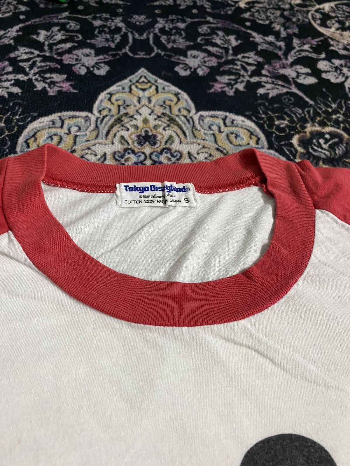 Disney 80S Tokyo Disneyland Mickey Mouse Raglan Made In Japan Size US S / EU 44-46 / 1 - 6 Thumbnail