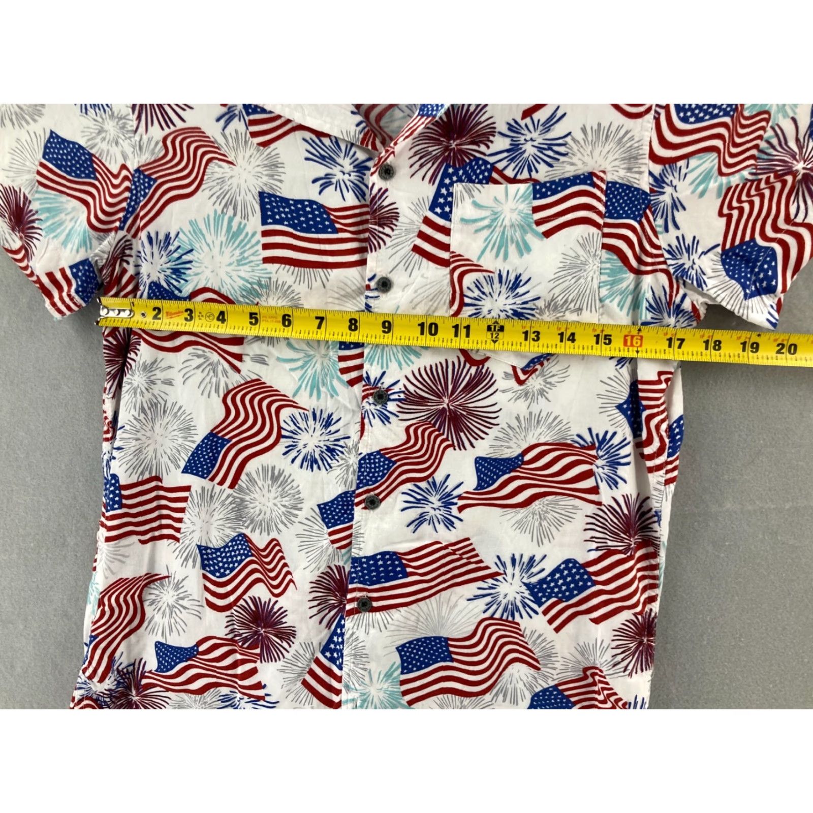 Vintage Free Planet Shirt Mens Small US Flag Fireworks Rayon Size US S / EU 44-46 / 1 - 7 Thumbnail