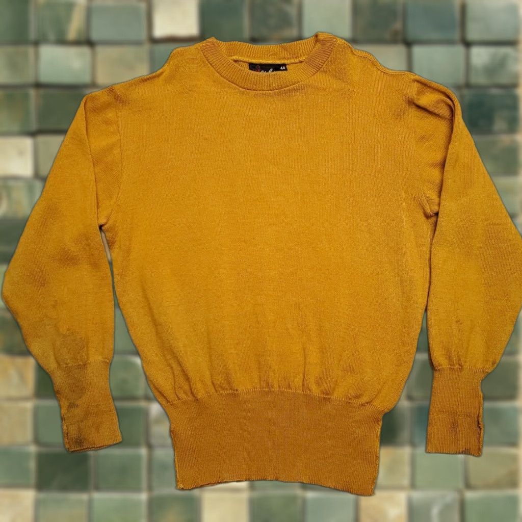 Vintage VINTAGE Whiting Sweater Mens 44 Gold Yellow Crewneck Knit Pullover Los Angeles Size US XXL / EU 58 / 5 - 1 Thumbnail