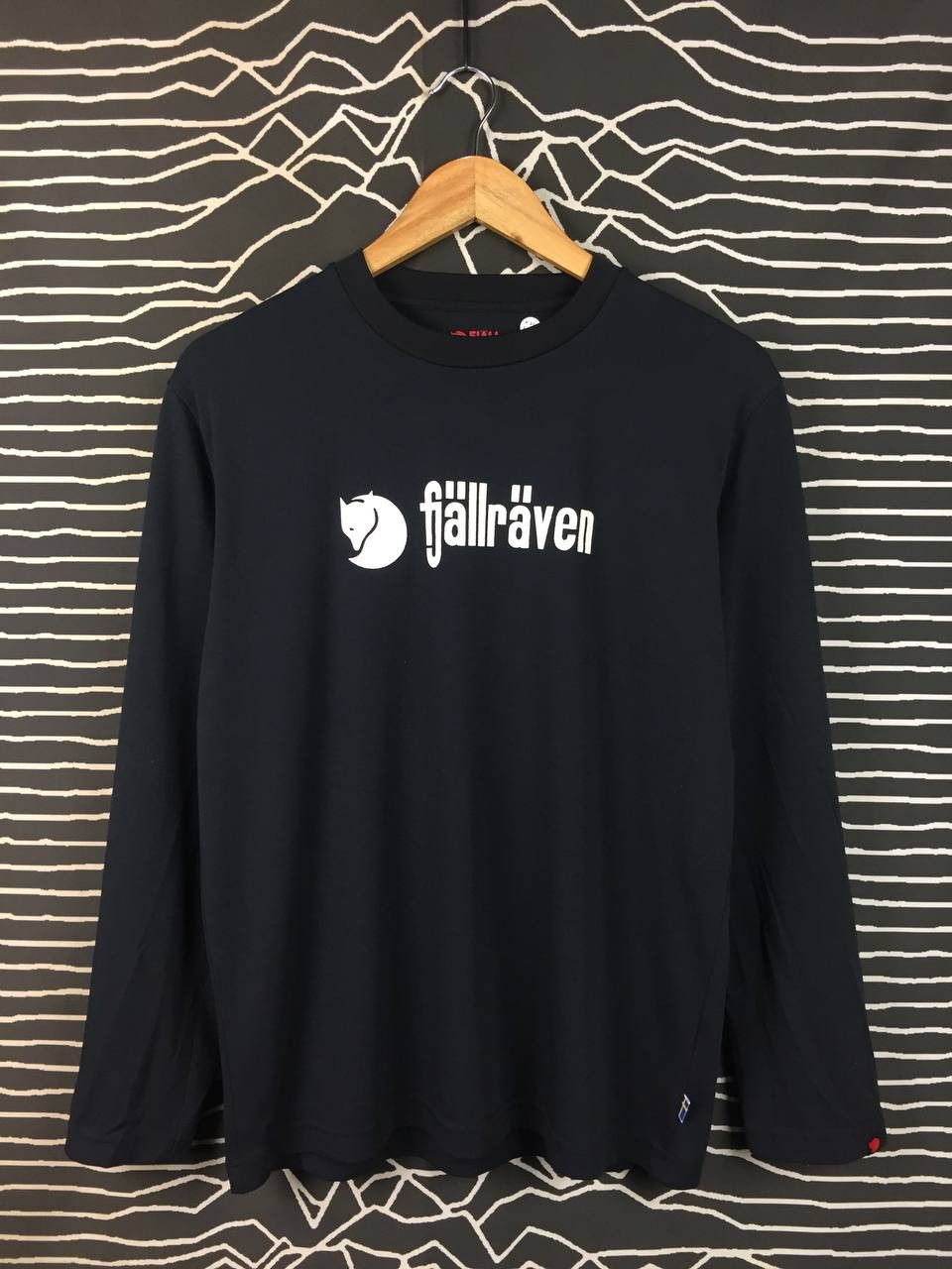 Fjallraven Fjallraven Big Logo Gorpcore Style Long Sleeve Tee Size L Size US L / EU 52-54 / 3 - 1 Thumbnail