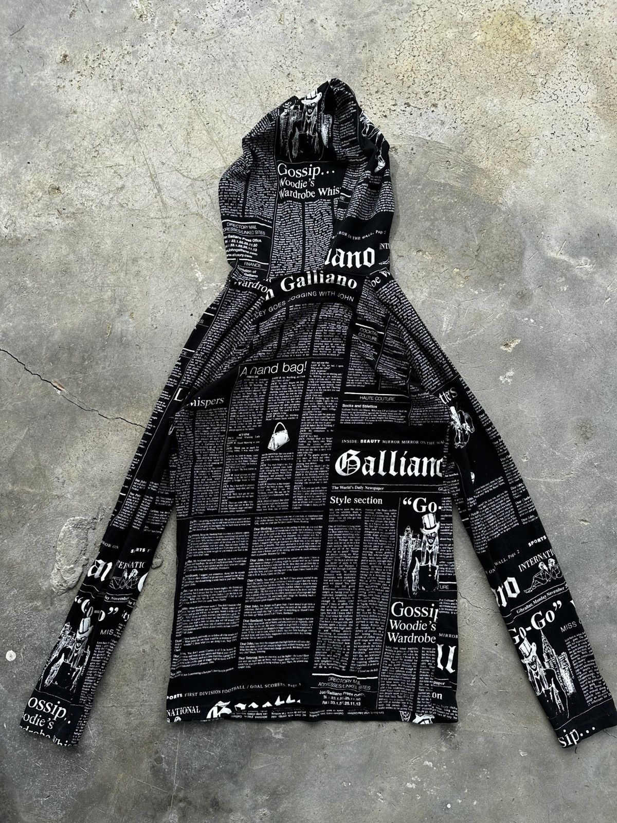 John Galliano John Galliano Gazette Newspaper Hoodie Size US S / EU 44-46 / 1 - 2 Thumbnail
