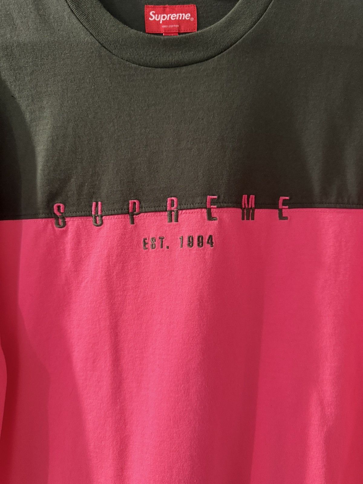 Supreme Supreme Split Logo S/S Top Size US M / EU 48-50 / 2 - 2 Thumbnail