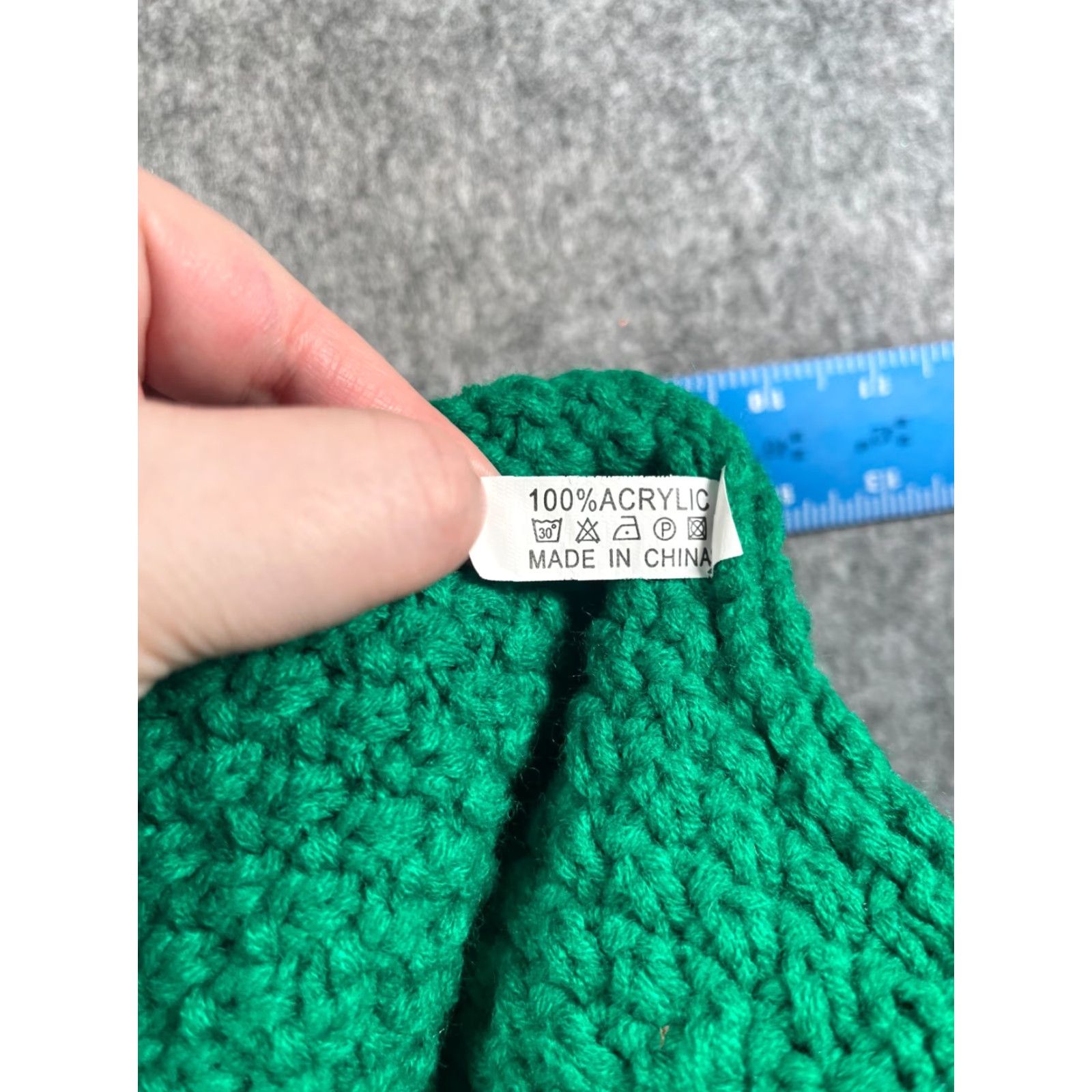 Vintage Beanie Toque Adult One Size Green White Knit 100% Acrylic Snow Ski Pom Size ONE SIZE - 7 Thumbnail